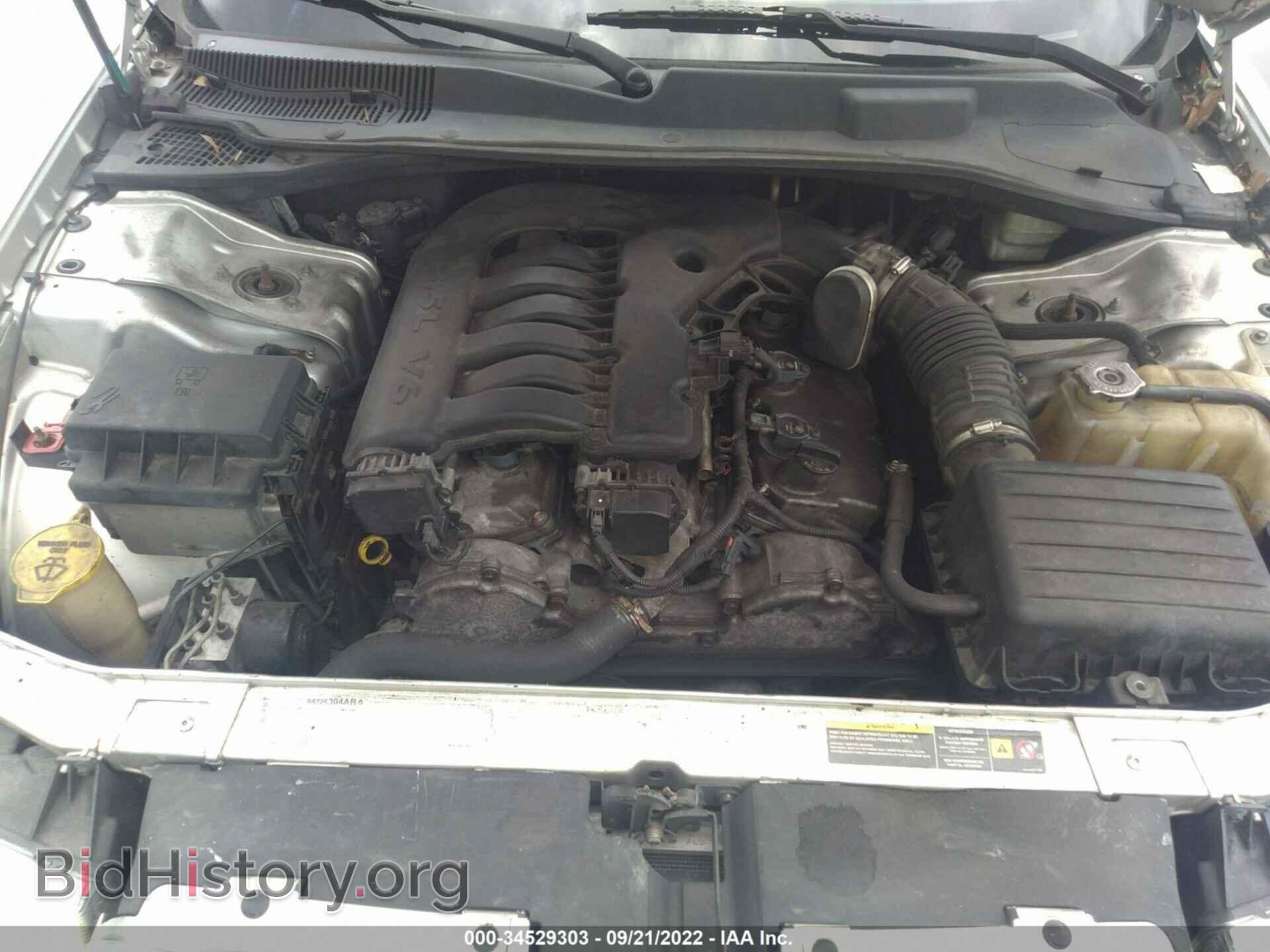 2006 CHRYSLER 300 - VIN: 2C3LA53G76H186452 - Фото 10