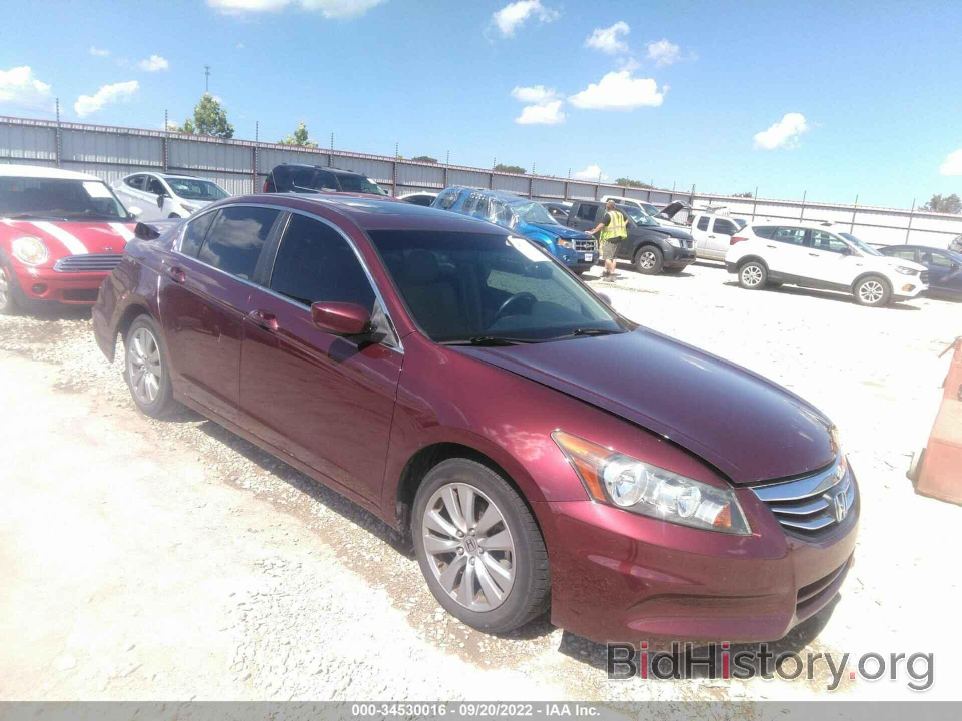 Photo 1HGCP2F87CA147742 - HONDA ACCORD SDN 2012