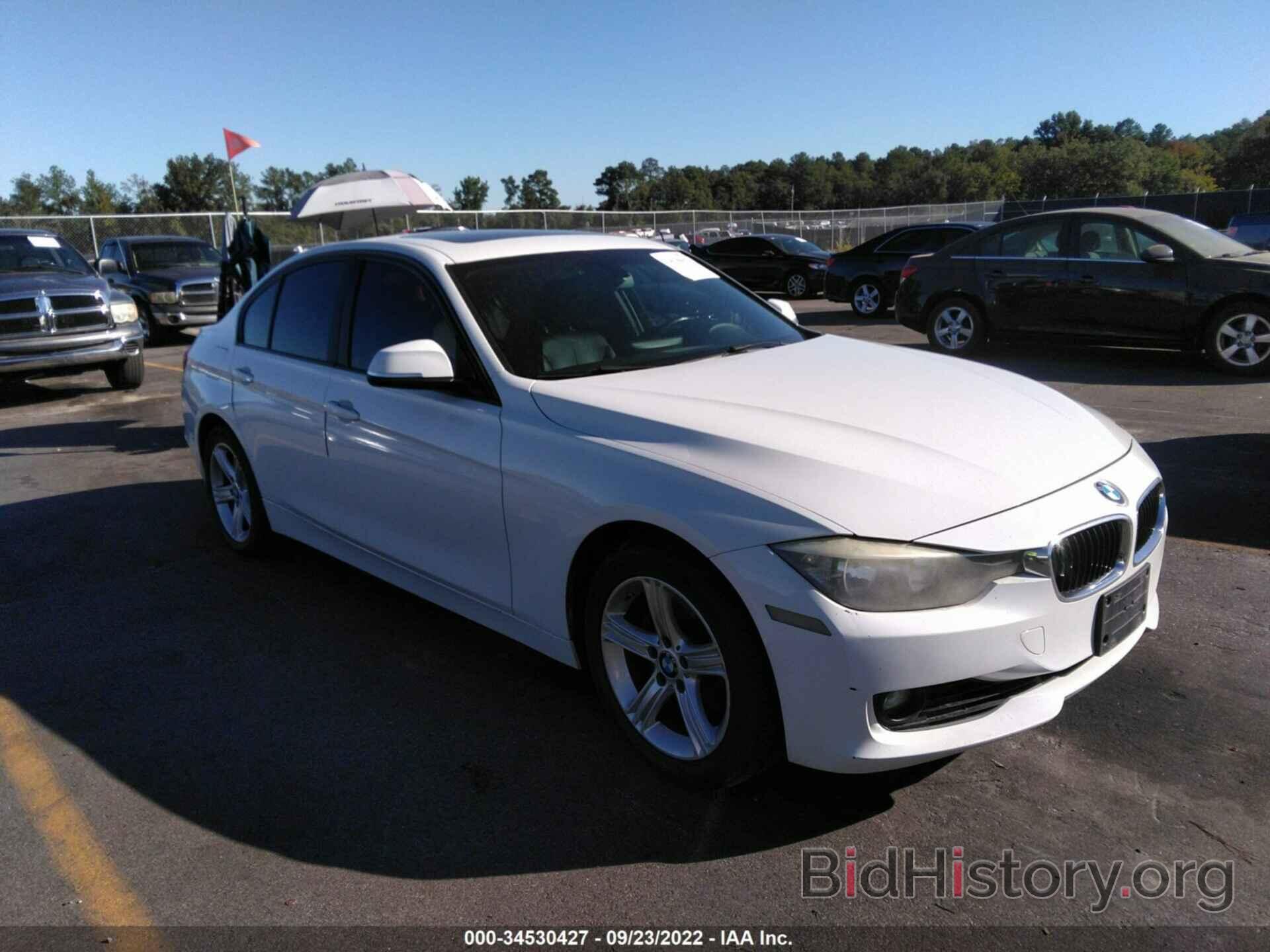 Photo WBA3B5C51DF590303 - BMW 3 SERIES 2013