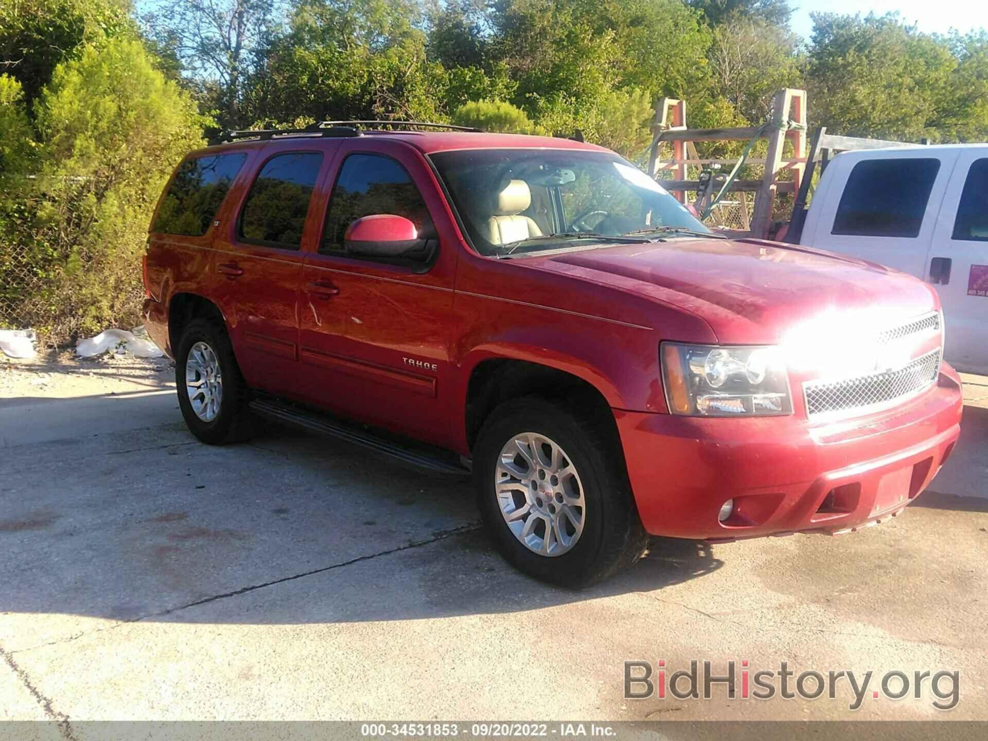 Photo 1GNSCBE09DR316767 - CHEVROLET TAHOE 2013