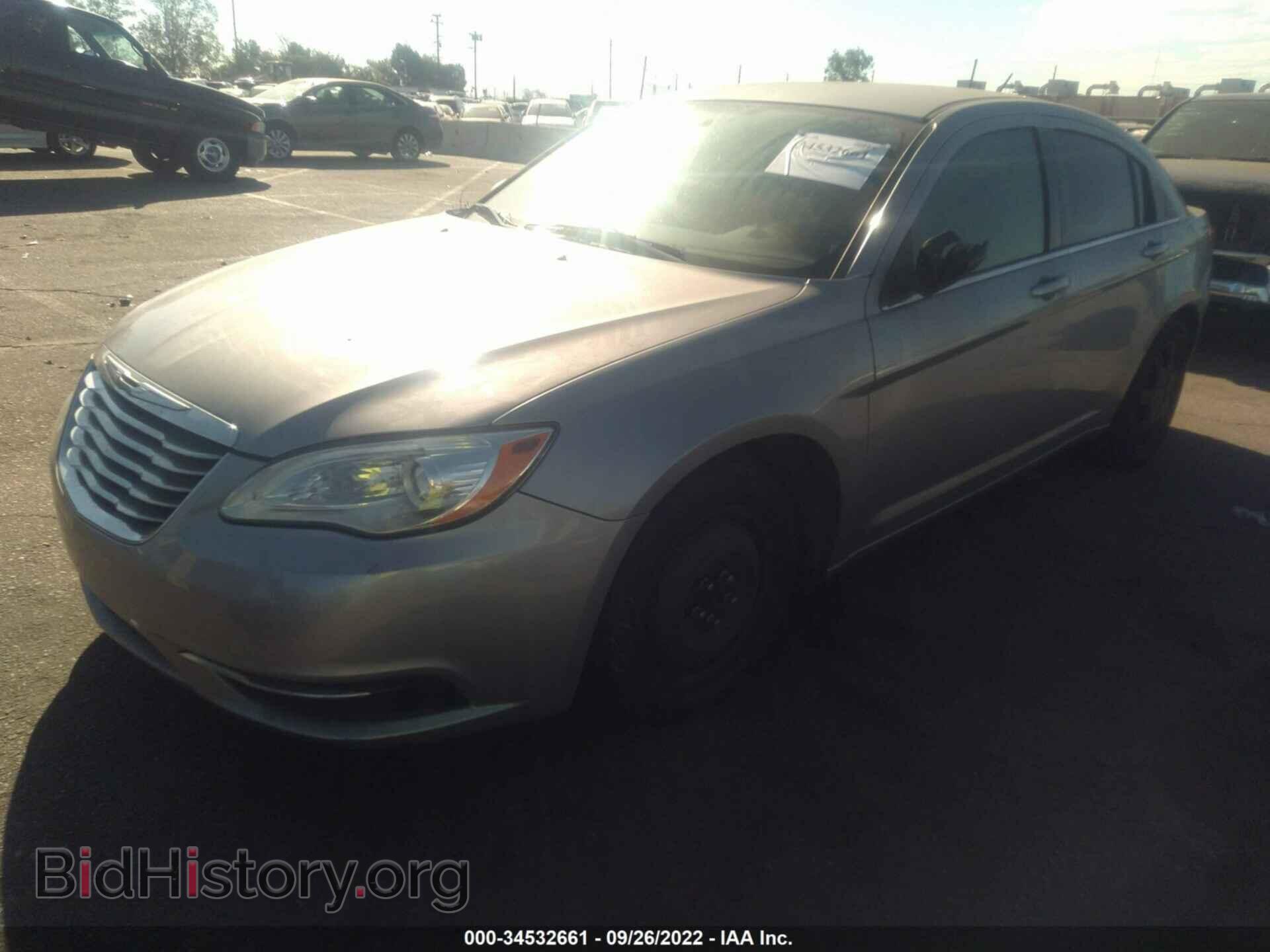 2014 CHRYSLER 200 - VIN: 1C3CCBAB2EN170455 - Фото 2