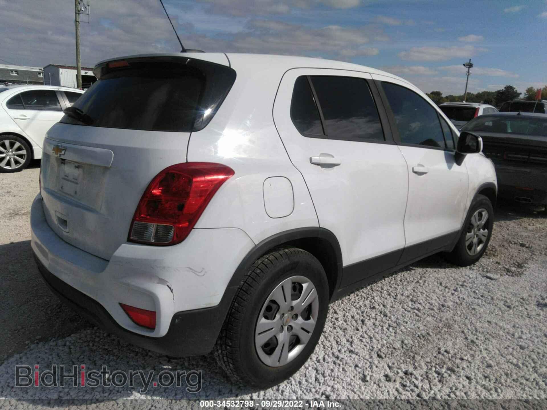 2017 CHEVROLET TRAX - VIN: KL7CJKSB5HB046585 - Фото 4