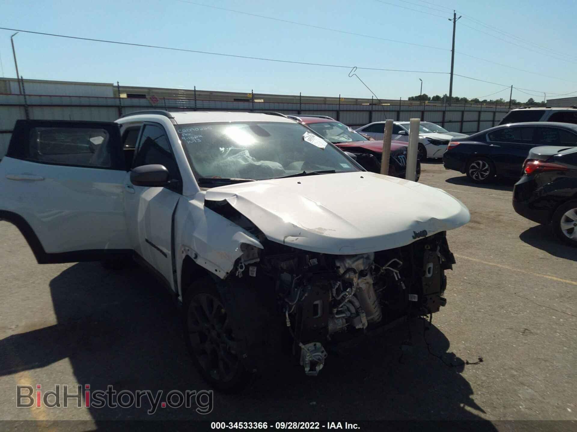 Photo 3C4NJDEB1MT563278 - JEEP COMPASS 2021