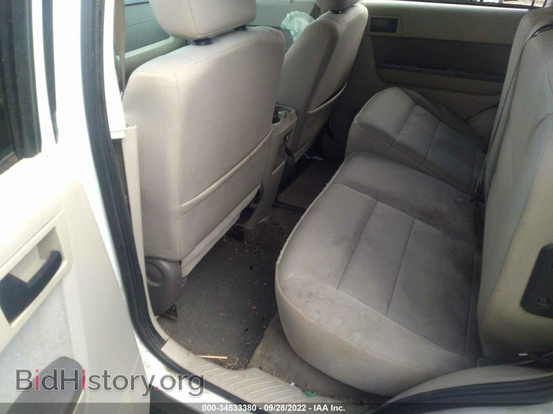 2010 FORD ESCAPE - VIN: 1FMCU9D74AKC14374 - Фото 8