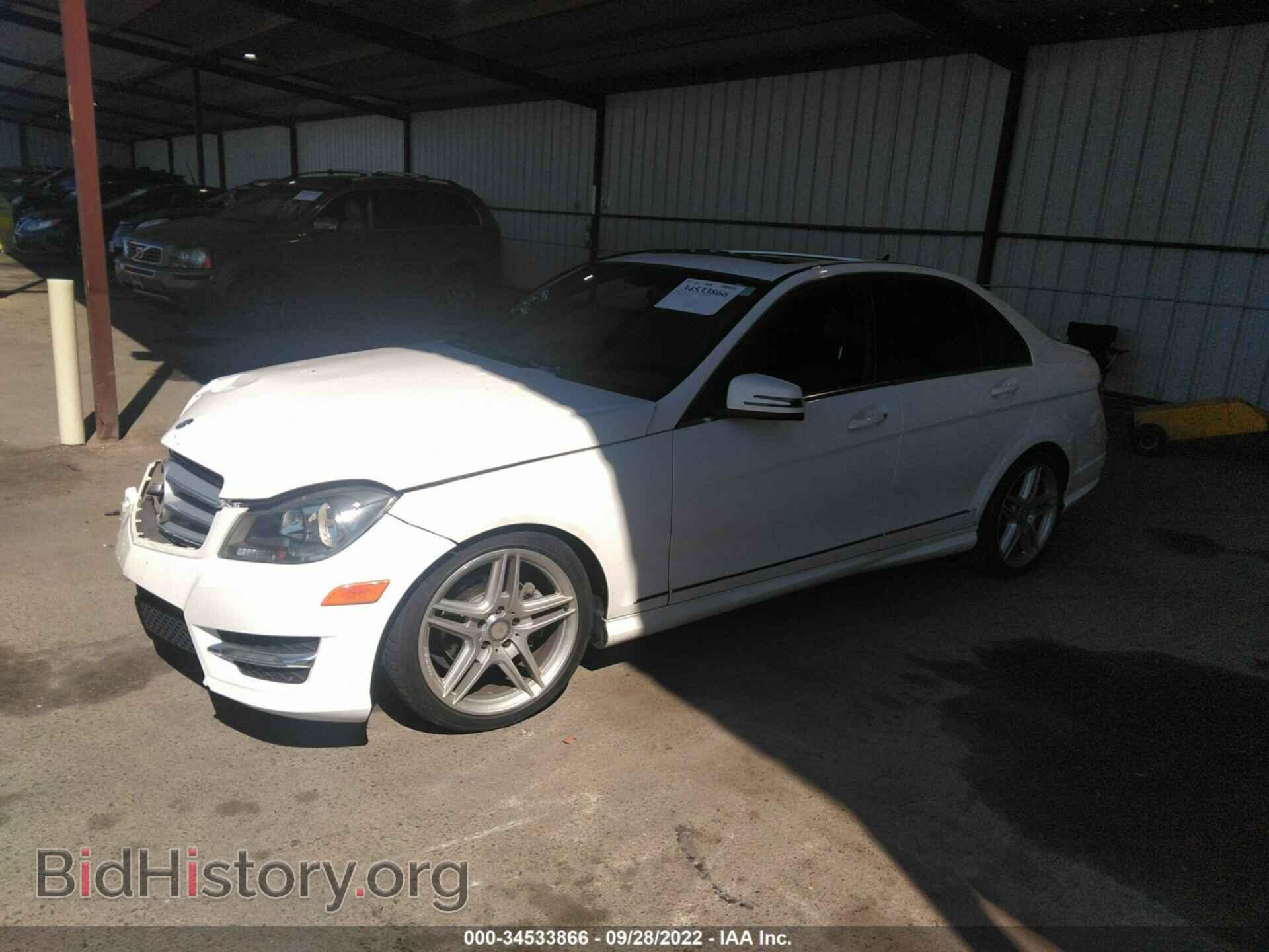 2013 MERCEDES-BENZ C-CLASS - VIN: WDDGF4HB9DR270037 - Фото 2