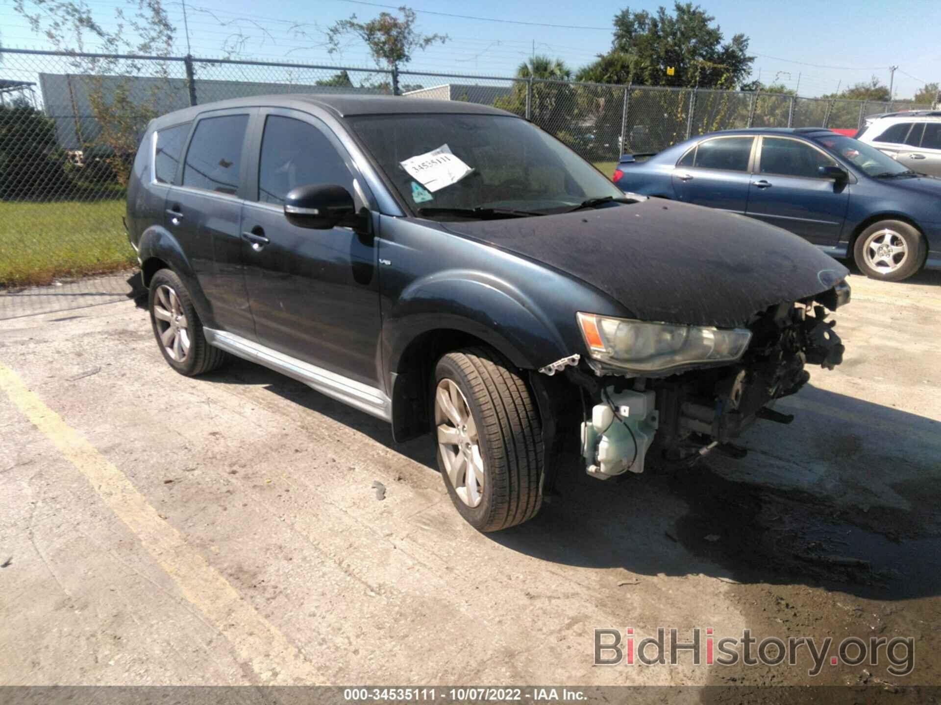 Photo JA4JS4AX2BU015946 - MITSUBISHI OUTLANDER 2011