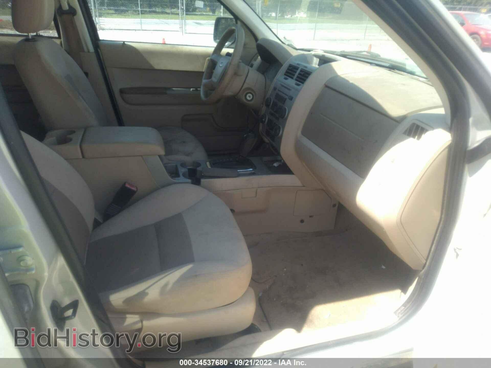 2008 FORD ESCAPE - VIN: 1FMCU93168KD51131 - Фото 5