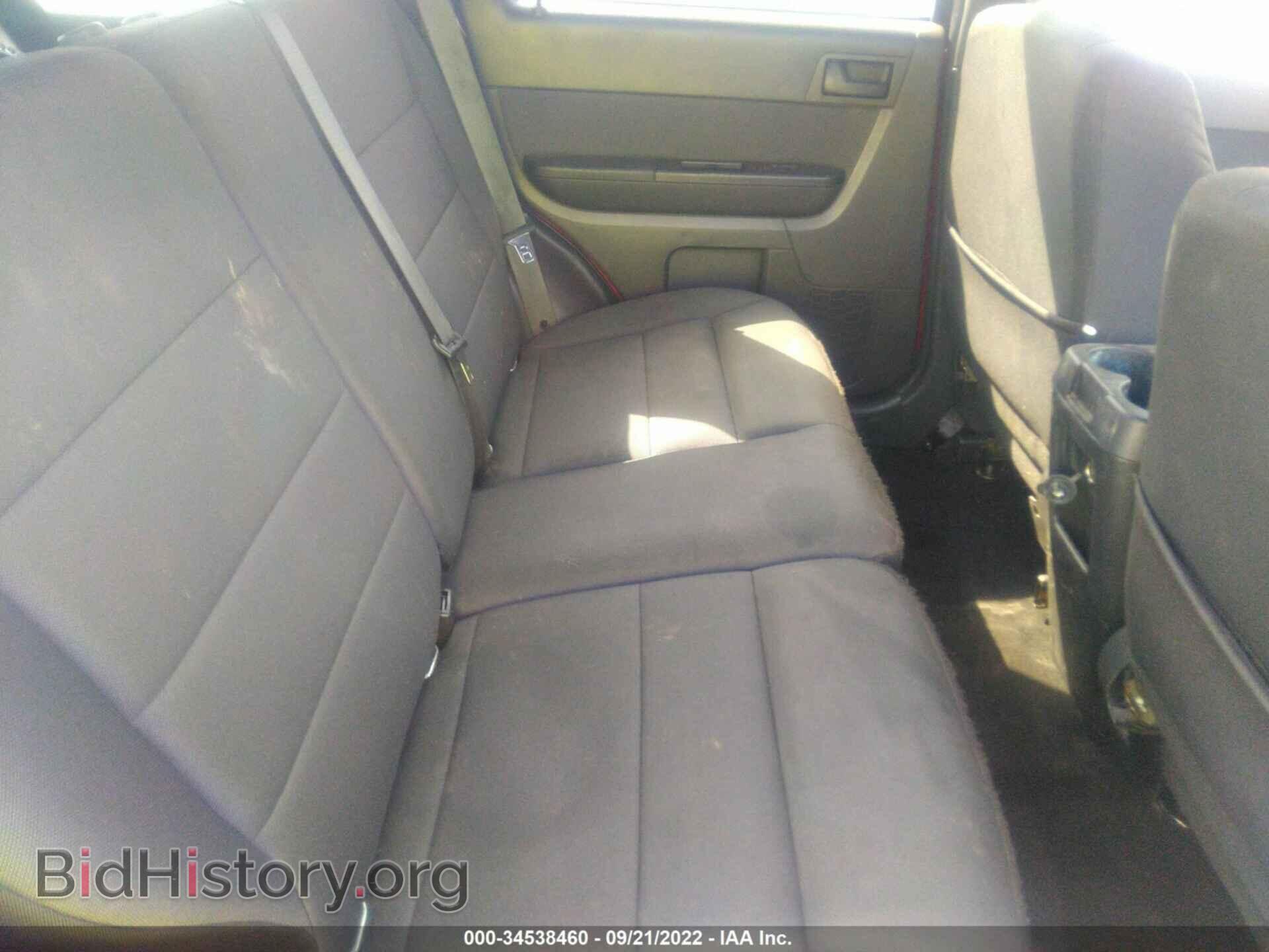2011 FORD ESCAPE - VIN: 1FMCU9DG8BKB10570 - Фото 8