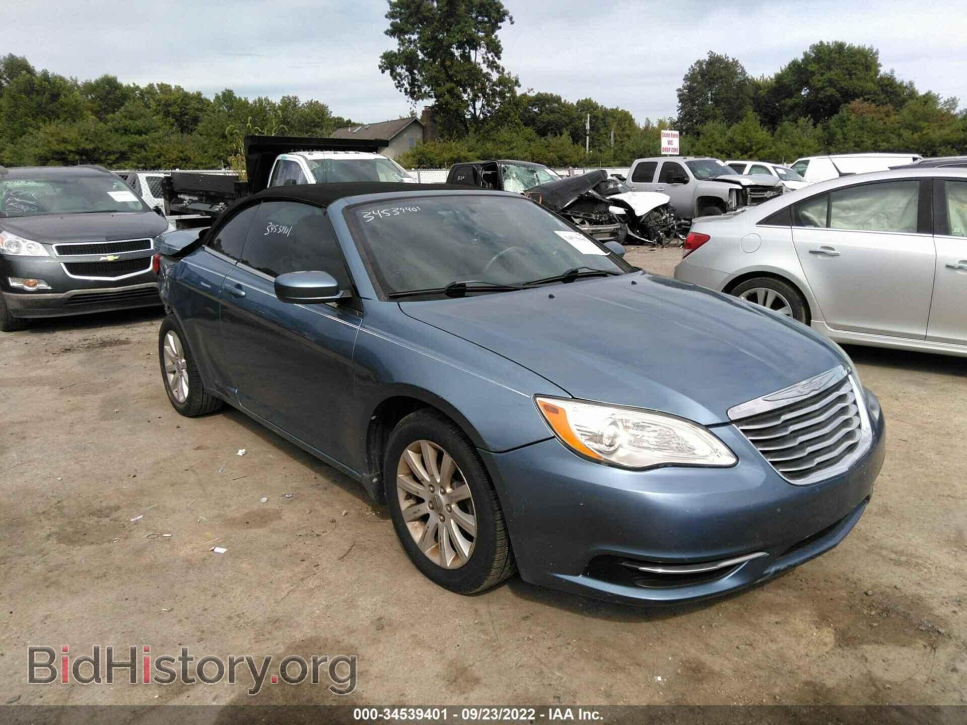 Photo 1C3BC2EB9BN532251 - CHRYSLER 200 2011