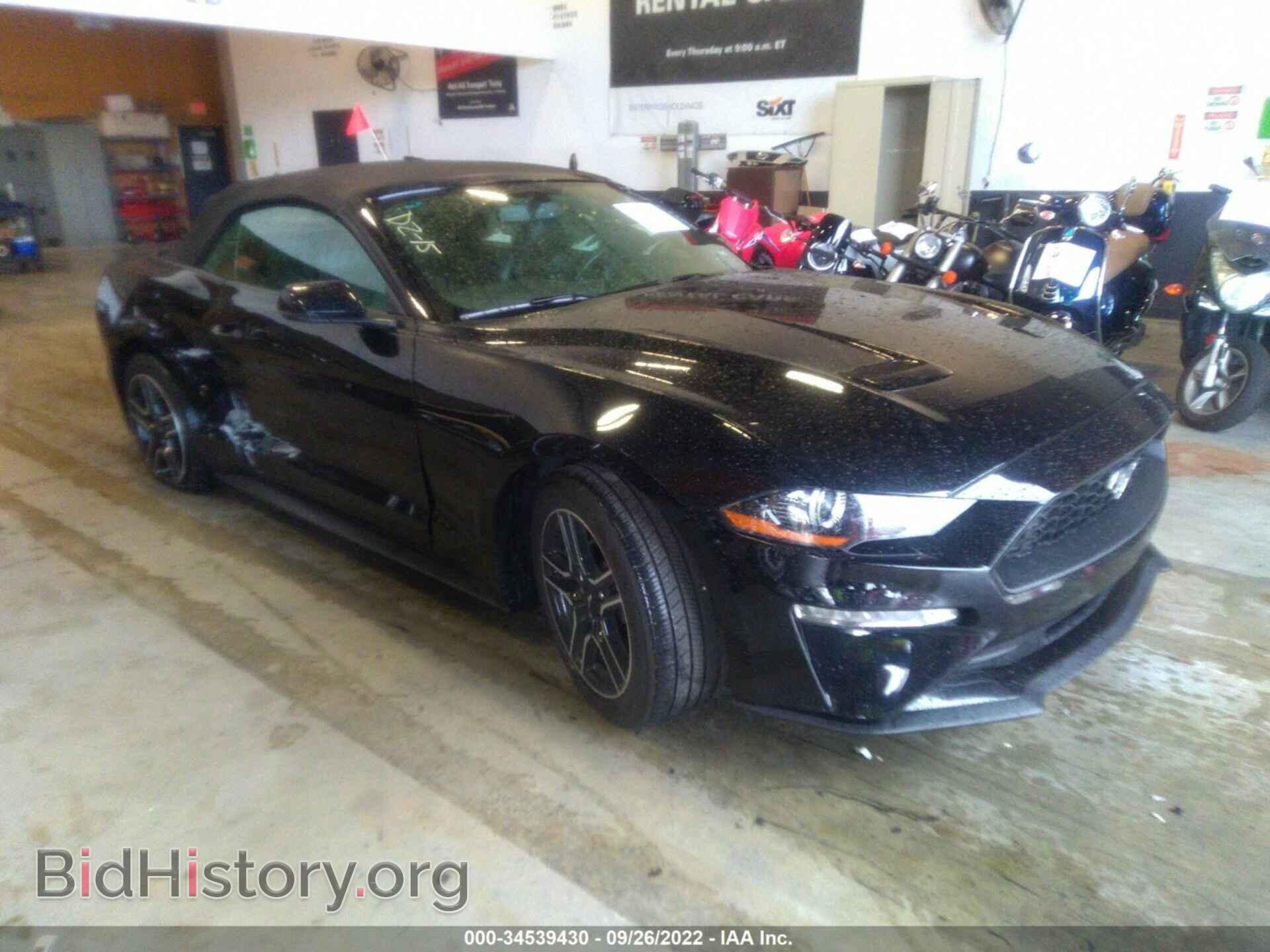 Photo 1FATP8UH8L5125543 - FORD MUSTANG 2020