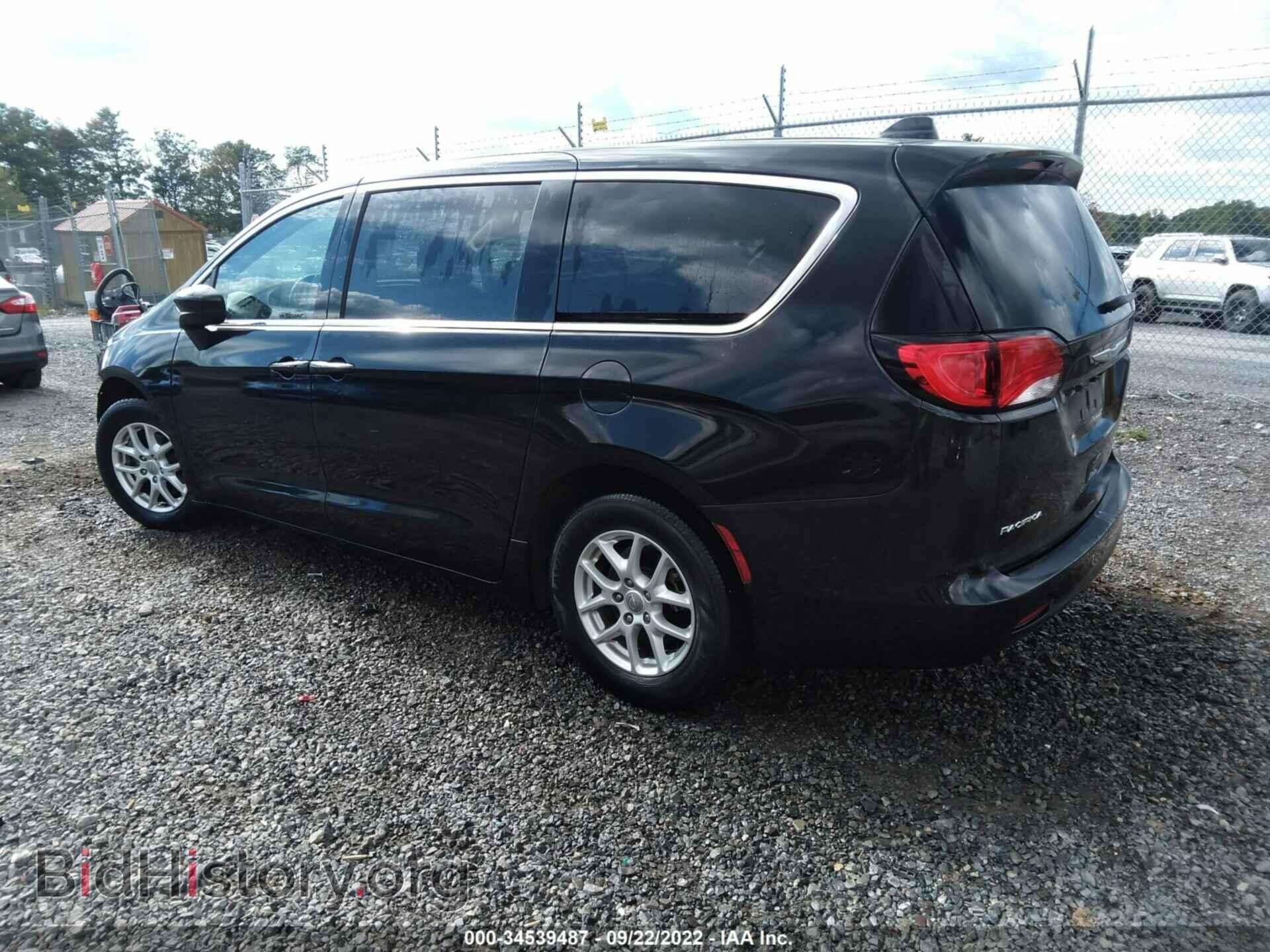 2017 CHRYSLER PACIFICA - VIN: 2C4RC1DG9HR577736 - Фото 3