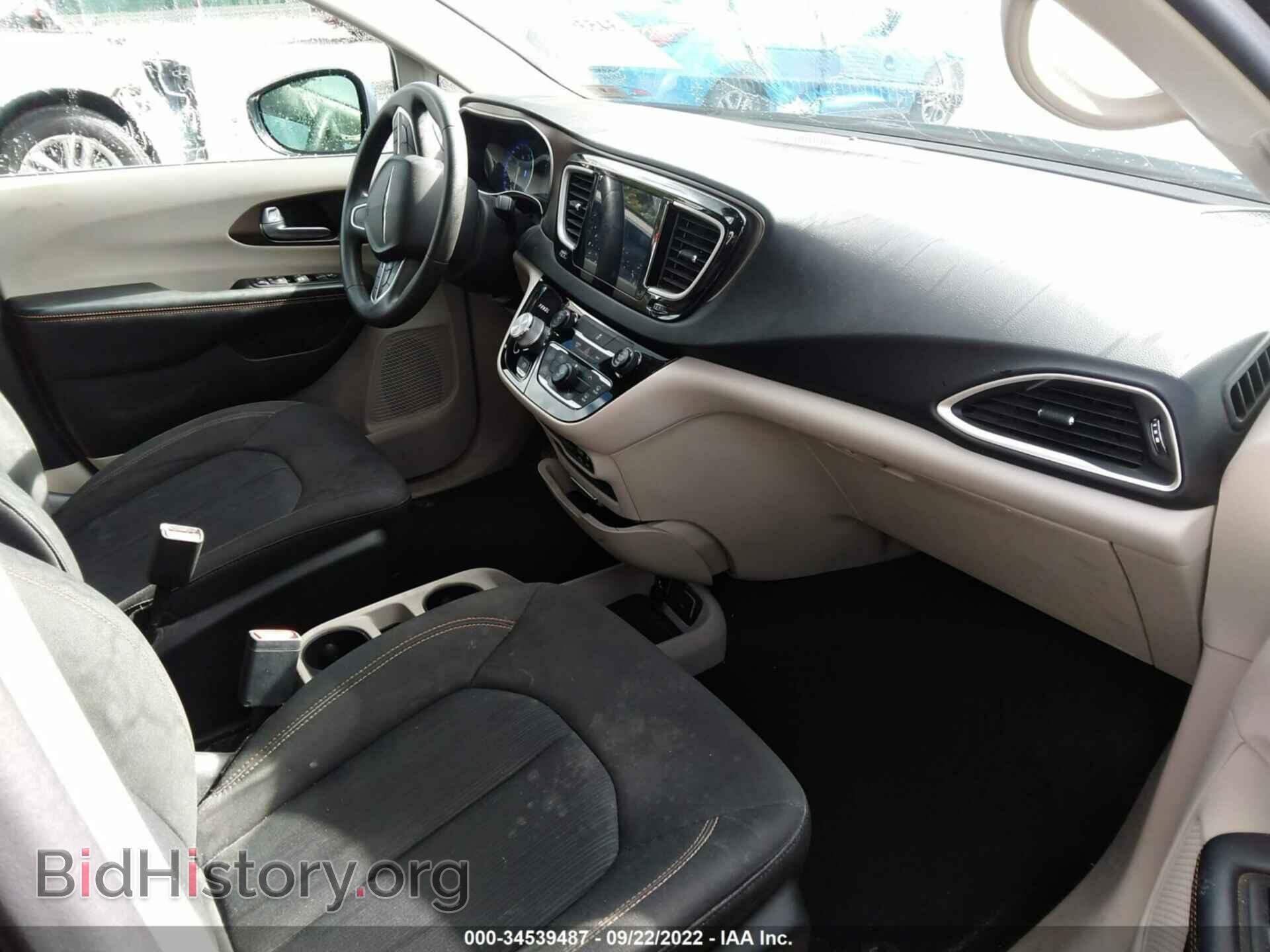 2017 CHRYSLER PACIFICA - VIN: 2C4RC1DG9HR577736 - Фото 5