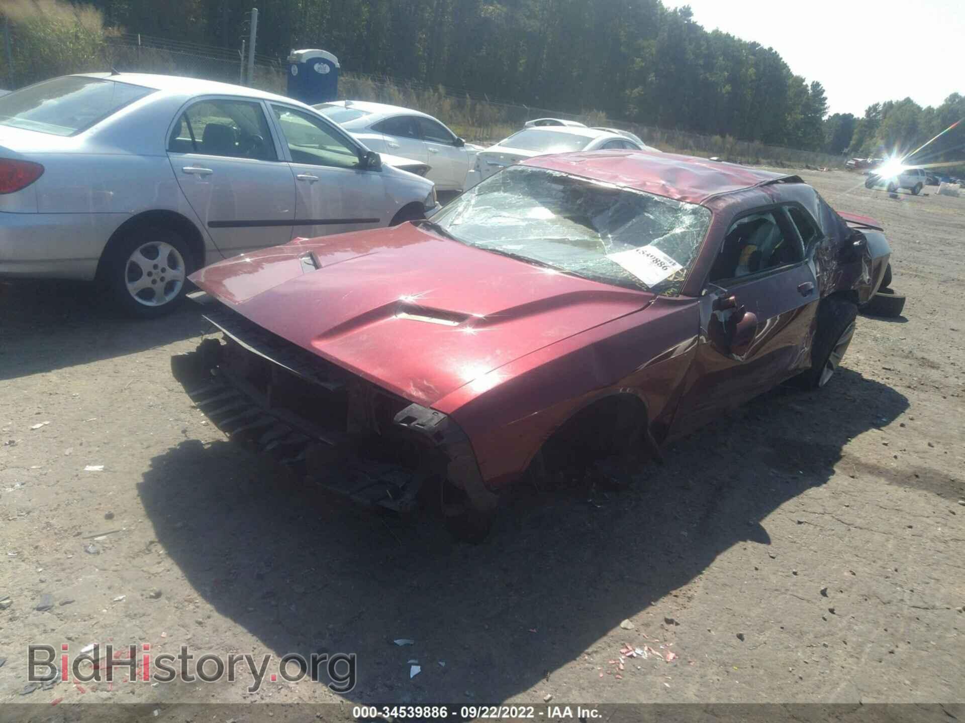 2019 DODGE CHALLENGER - VIN: 2C3CDZAG2KH669052 - Photo 2