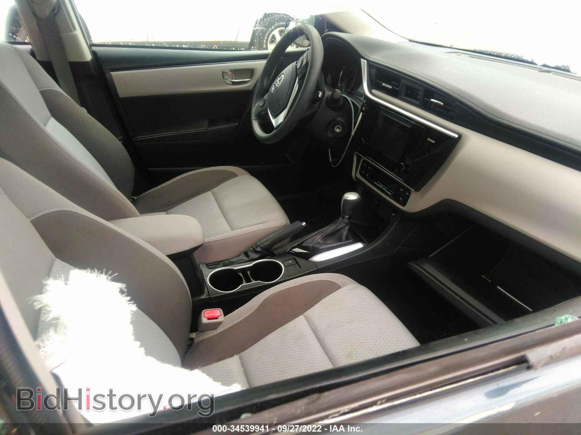 2017 TOYOTA COROLLA - VIN: 5YFBURHE4HP722364 - Фото 5