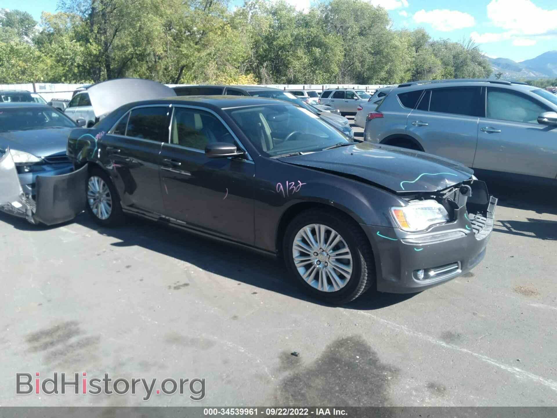 Photo 2C3CCARG2DH666325 - CHRYSLER 300 2013