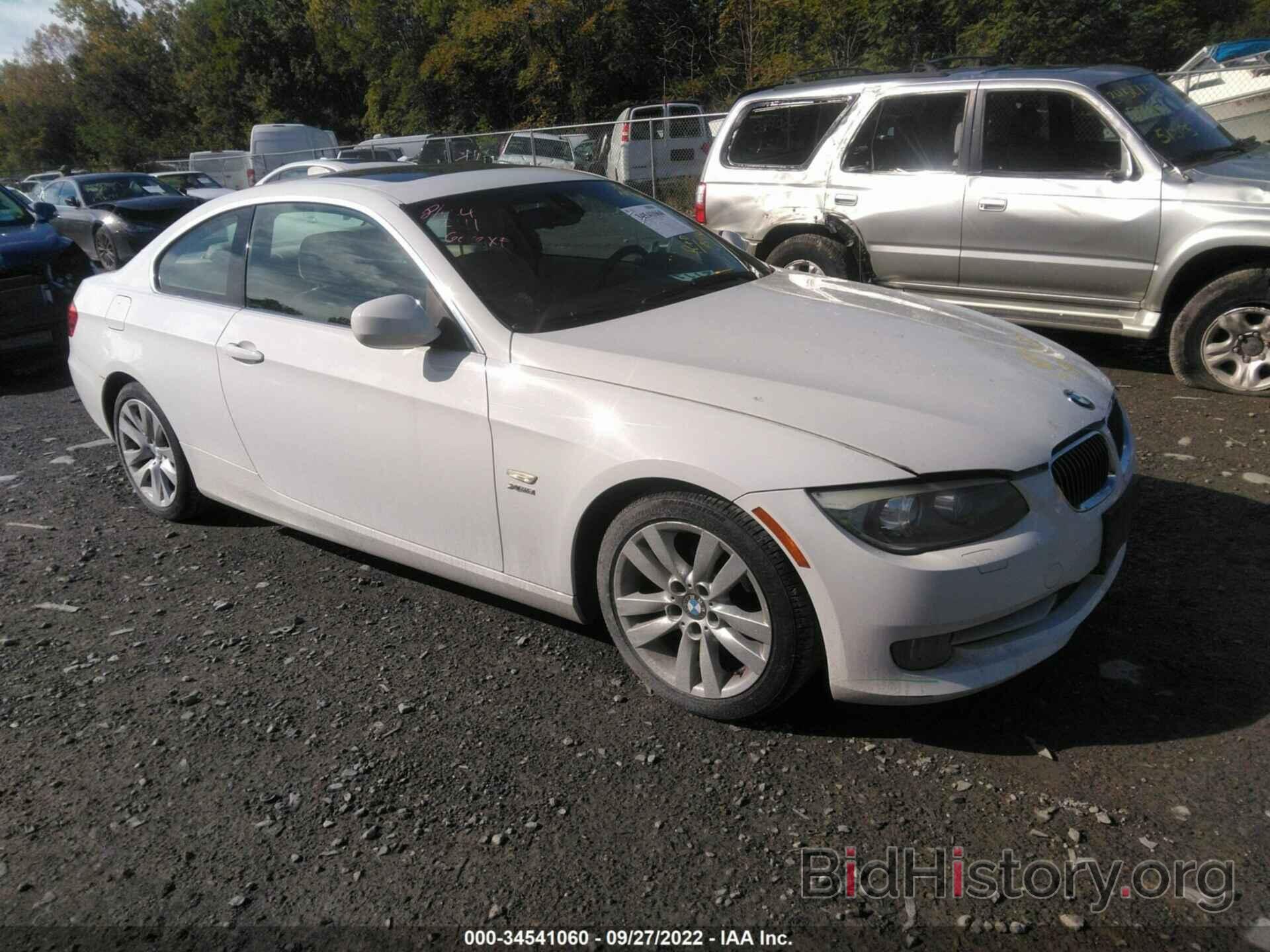 Photo WBAKF5C59BE586325 - BMW 3 SERIES 2011