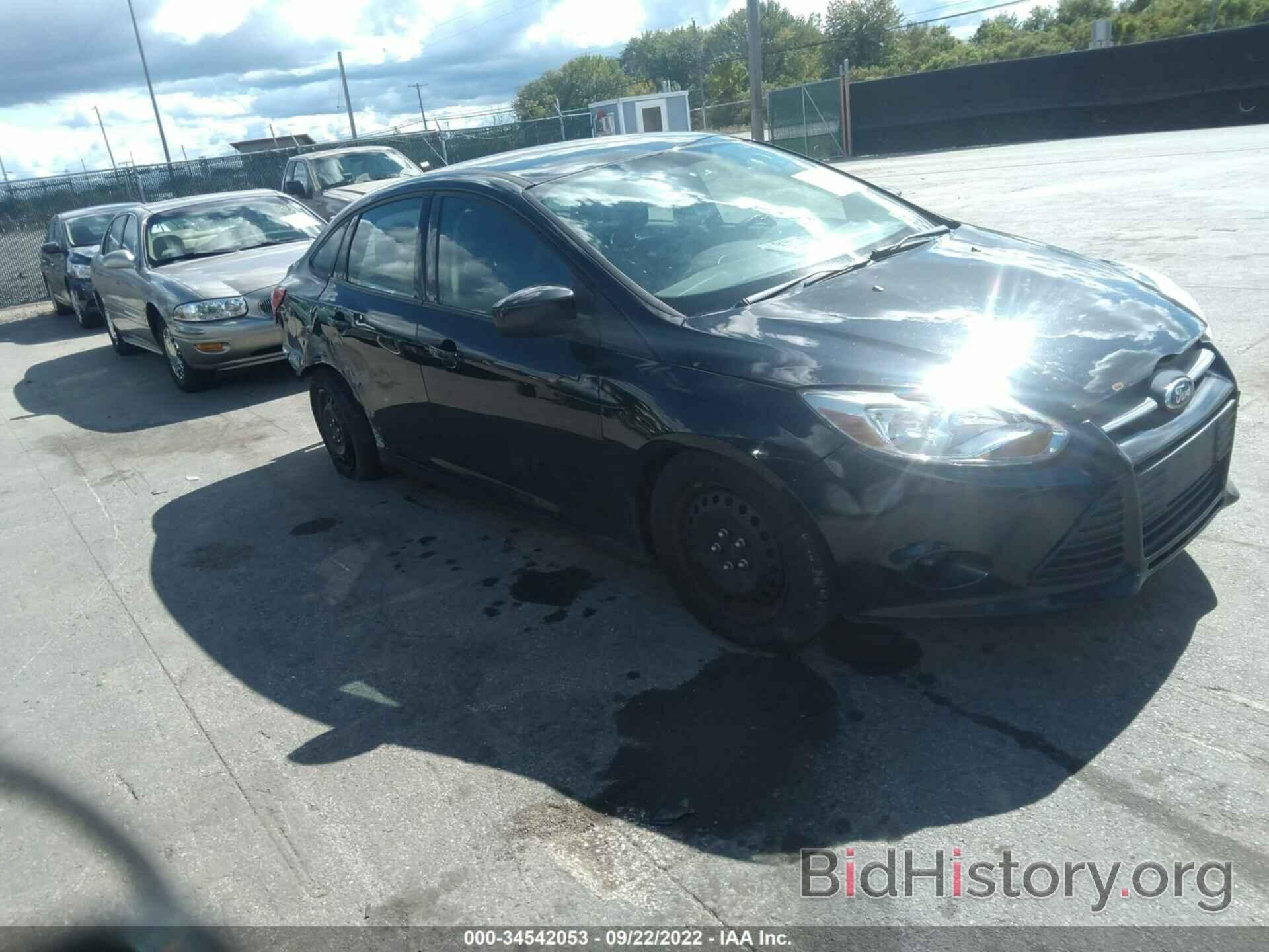 Photo 1FAHP3F25CL289488 - FORD FOCUS 2012