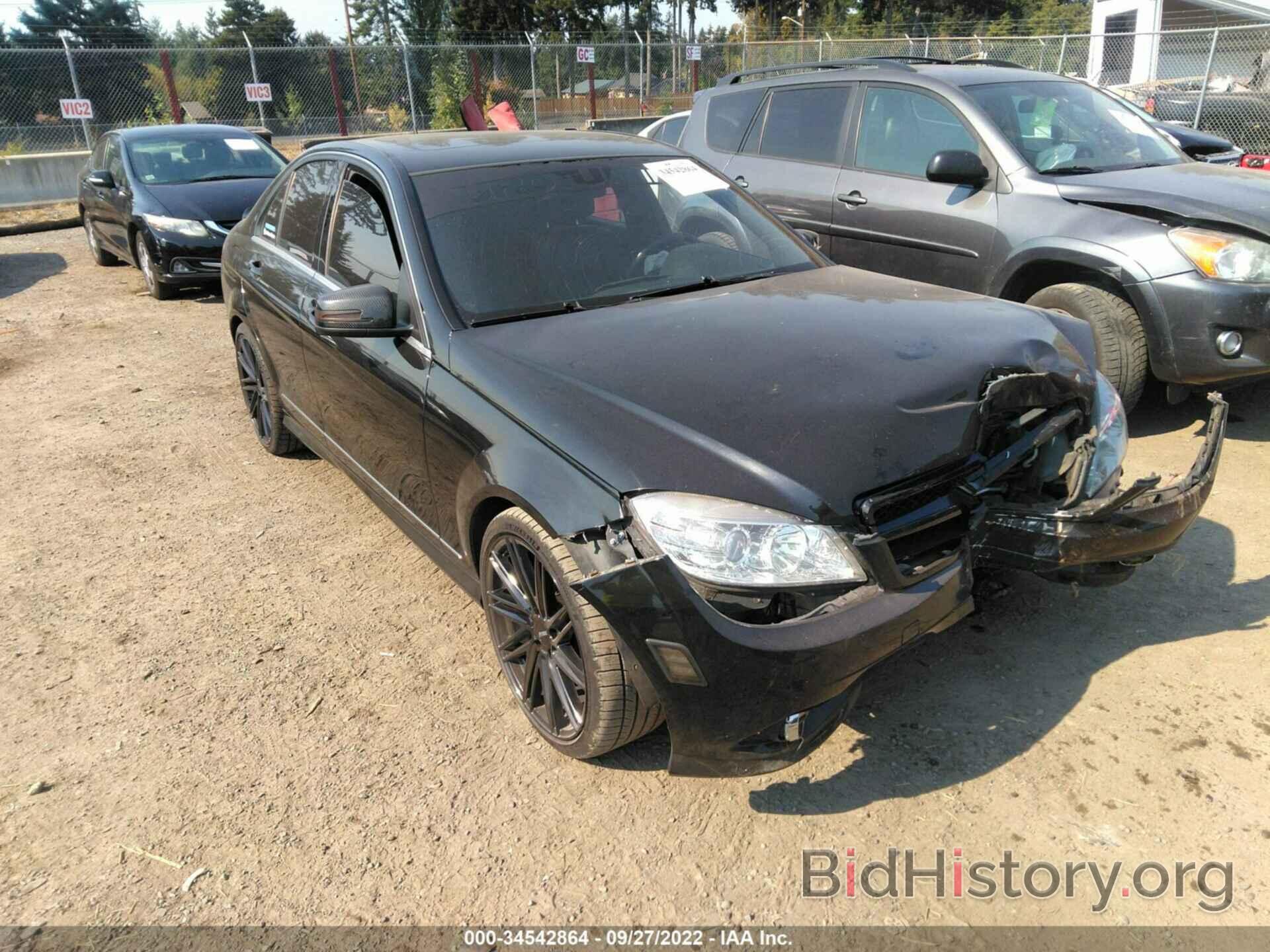 Photo WDDGF5EB1AR107968 - MERCEDES-BENZ C-CLASS 2010