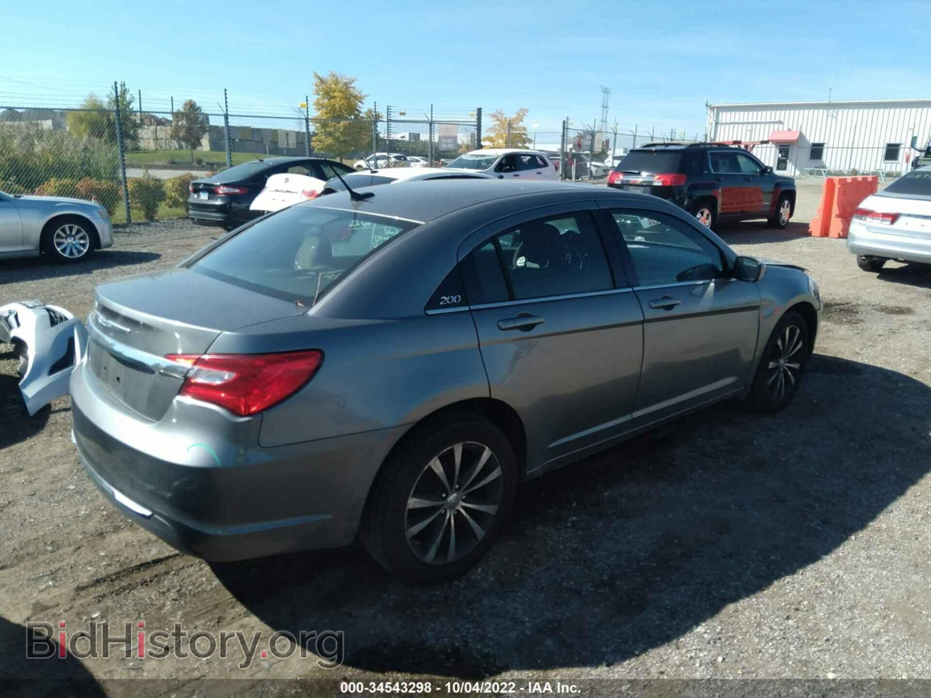 2012 CHRYSLER 200 - VIN: 1C3CCBBB2CN120747 - Фото 4