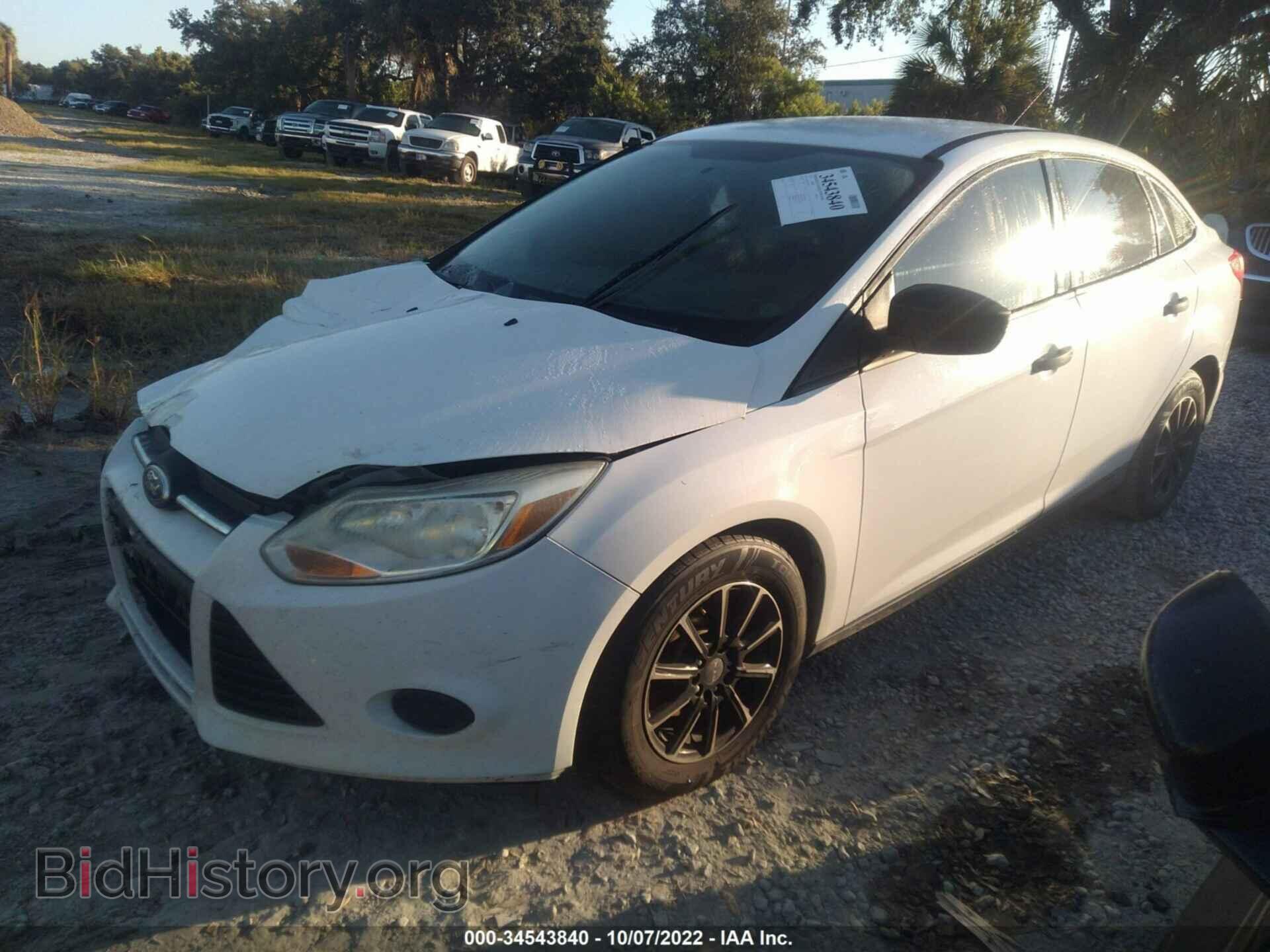 2013 FORD FOCUS - VIN: 1FADP3E29DL253143 - Фото 2