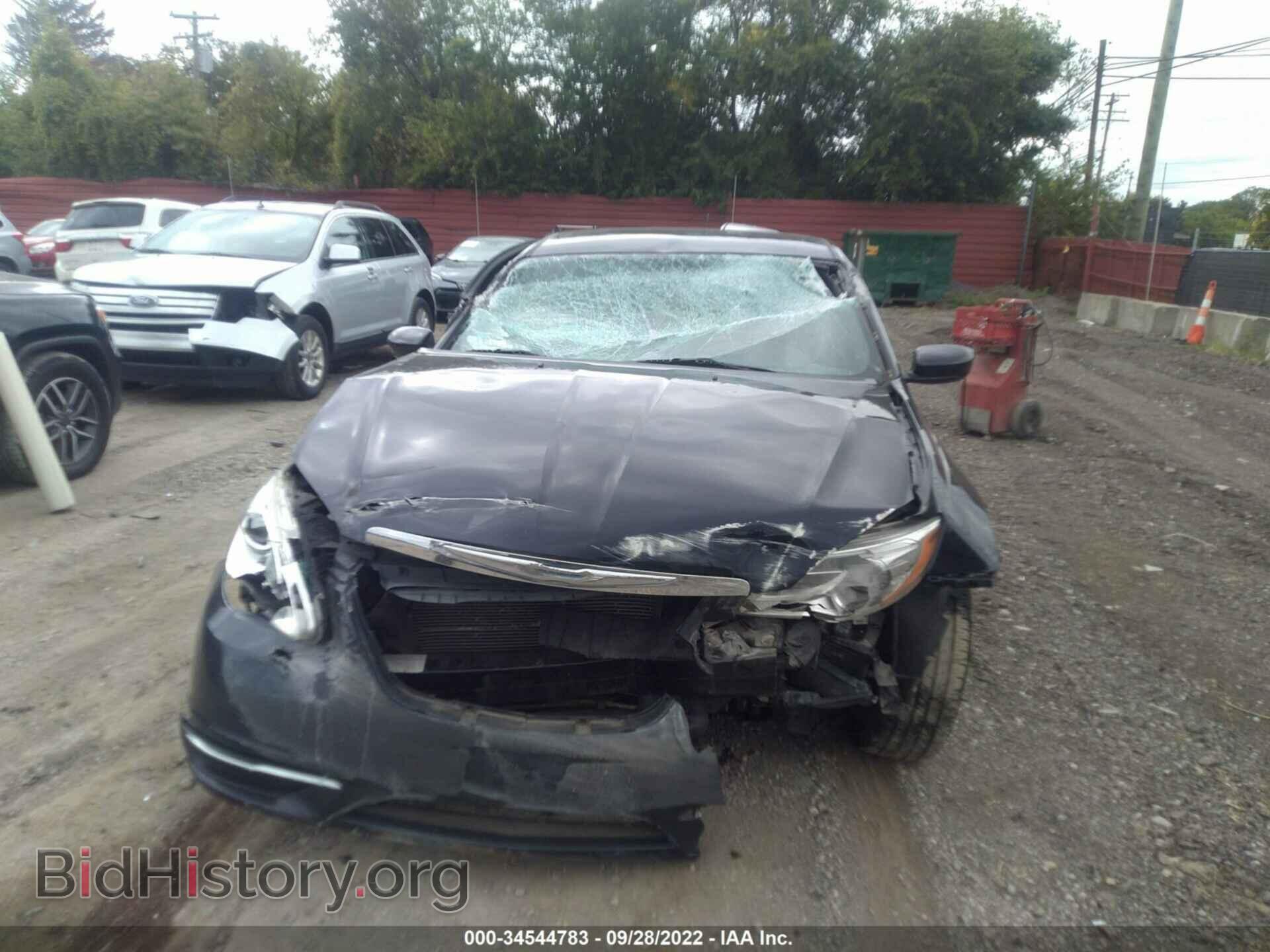 2011 CHRYSLER 200 - VIN: 1C3BC1FB5BN594397 - Фото 6