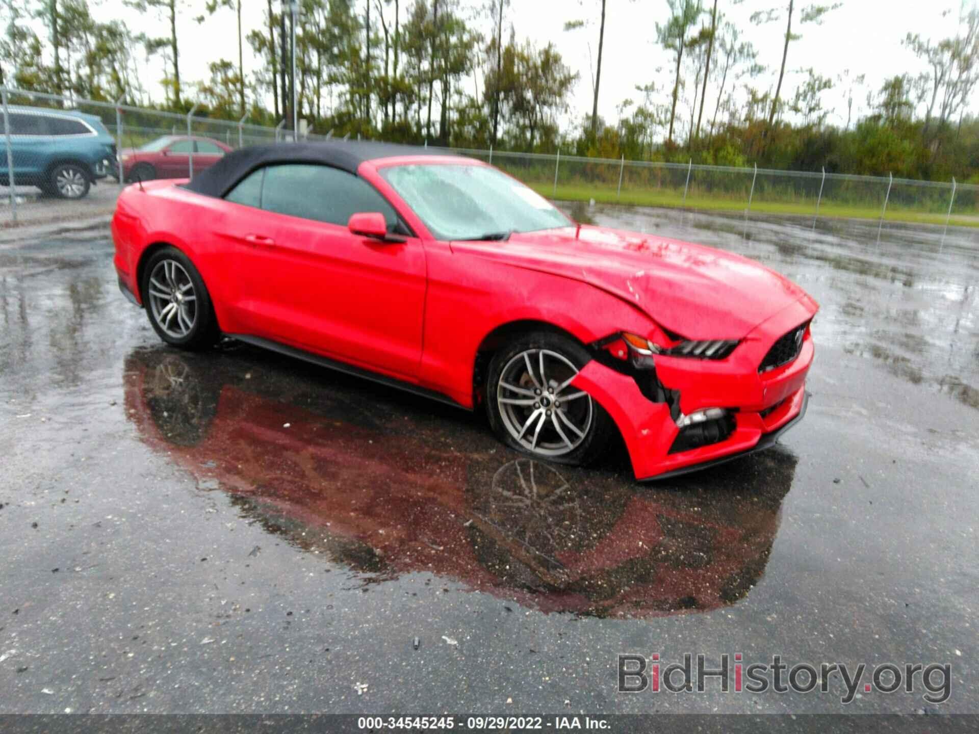 Photo 1FATP8UH2G5324173 - FORD MUSTANG 2016