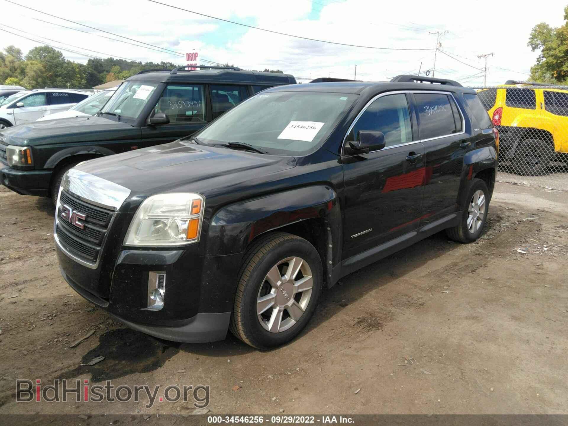 2011 GMC TERRAIN - VIN: 2CTALSEC1B6237153 - Фото 2