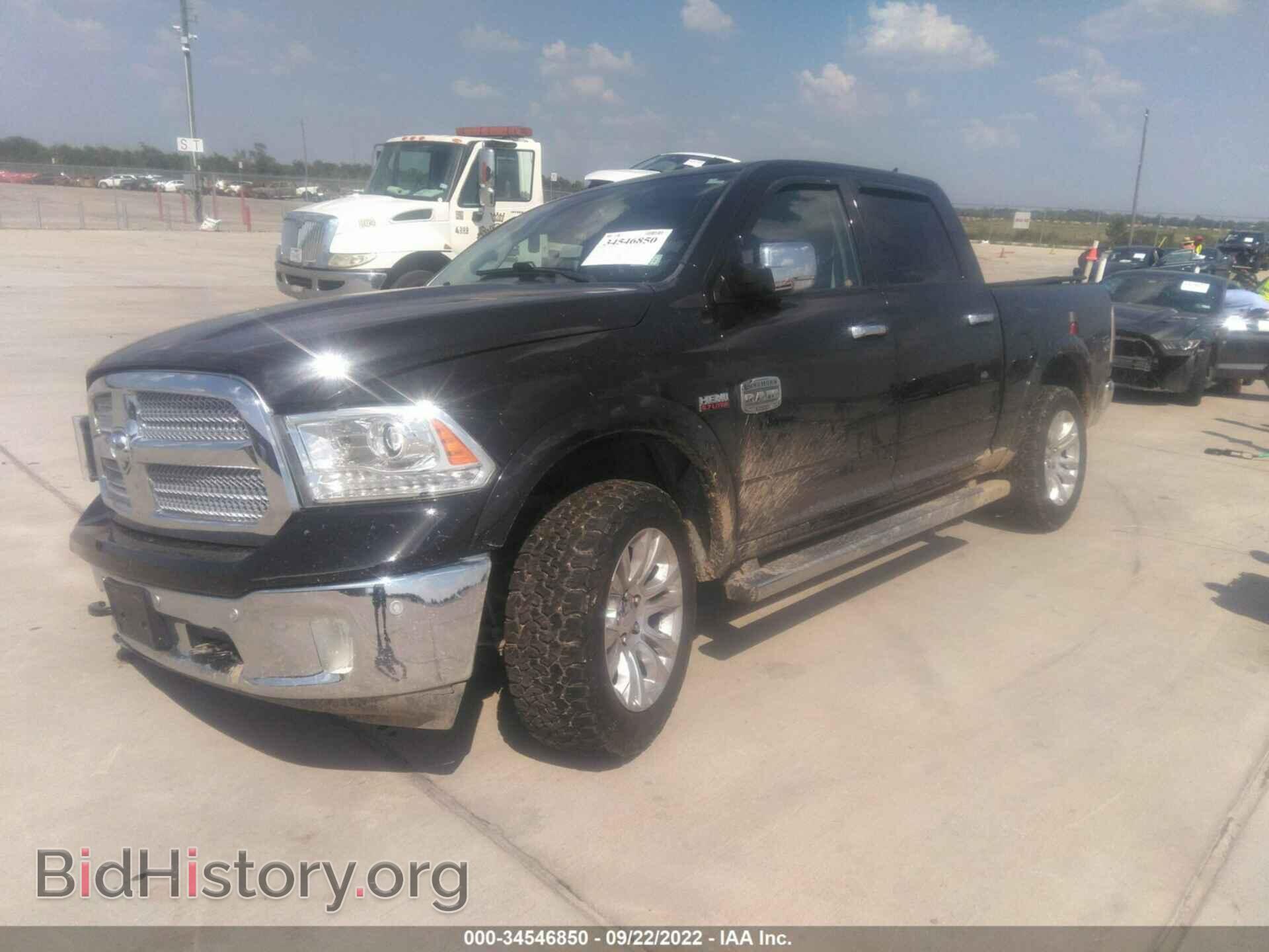2017 RAM 1500 - VIN: 1C6RR7PT1HS647231 - Фото 2