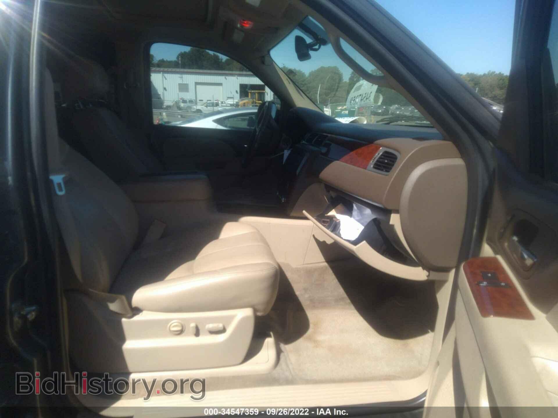 2011 CHEVROLET AVALANCHE - VIN: 3GNMCFE00BG306366 - Фото 5