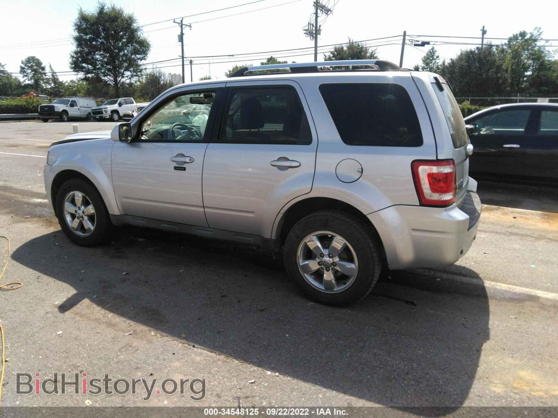 2010 FORD ESCAPE - VIN: 1FMCU0E72AKD23880 - Фото 3