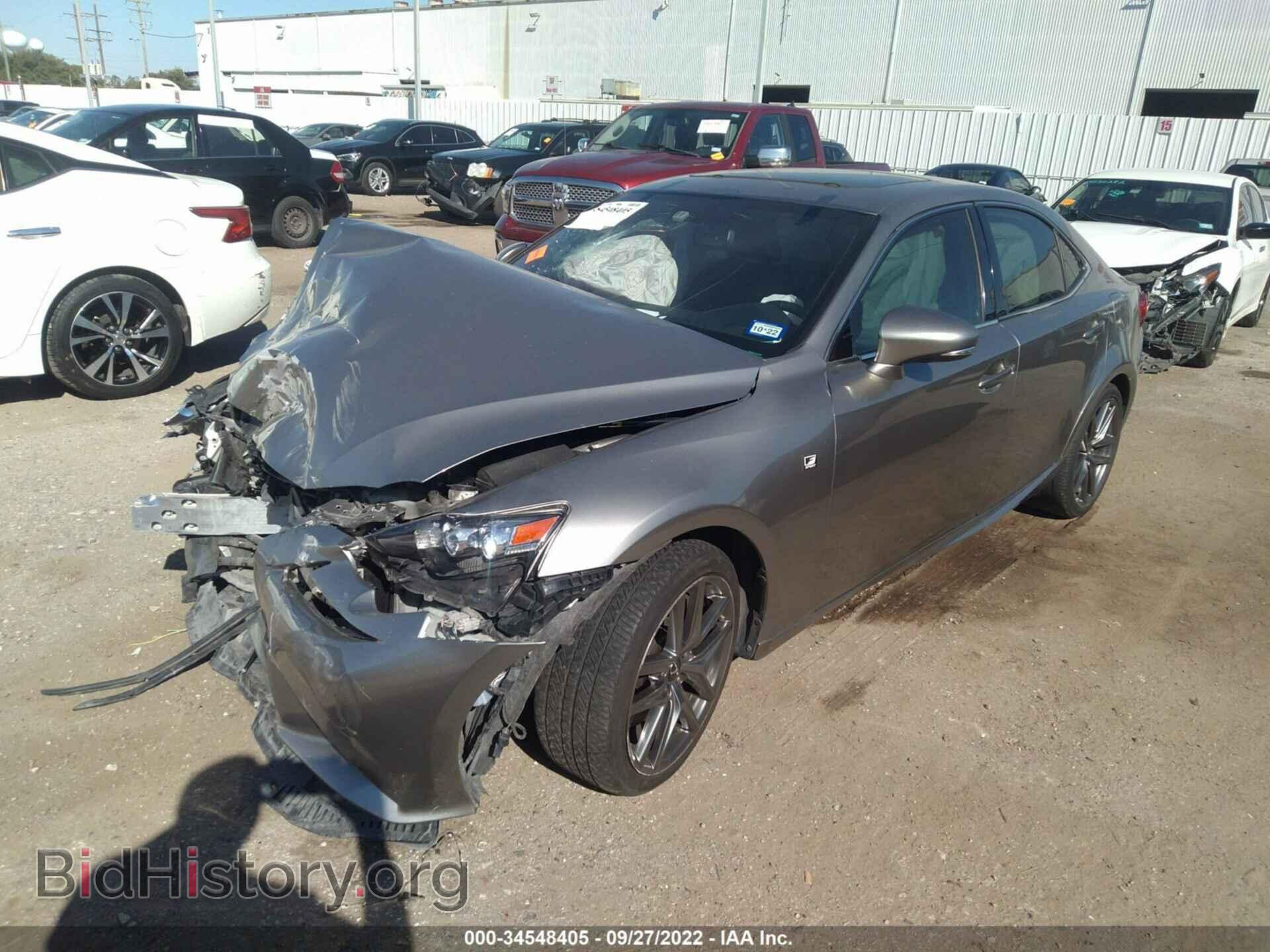 2016 LEXUS IS 200T - VIN: JTHBA1D2XG5034742 - Фото 2