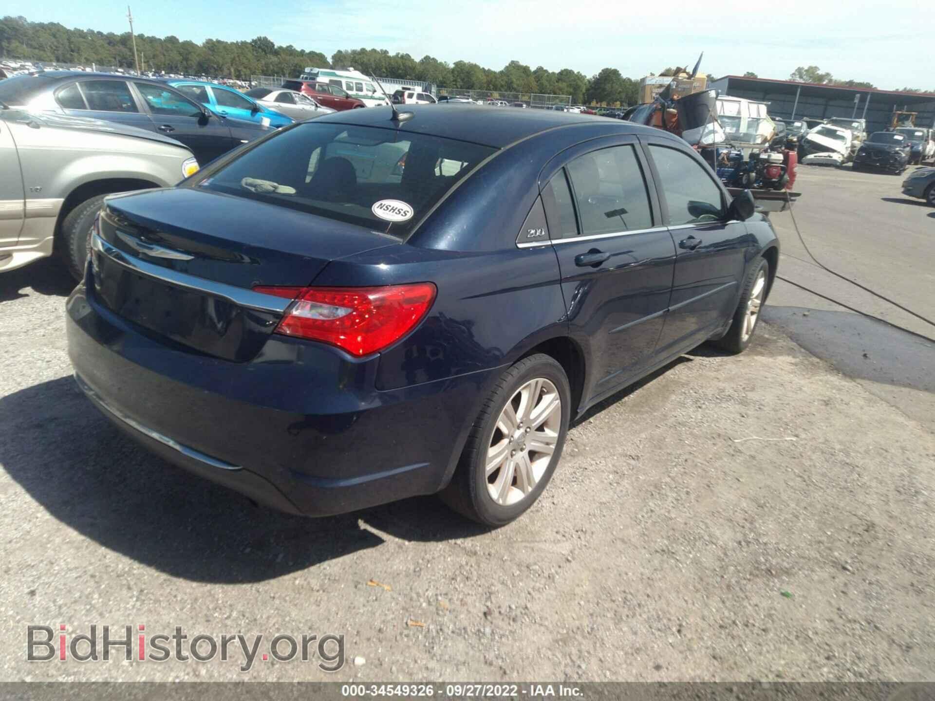2013 CHRYSLER 200 - VIN: 1C3CCBBB1DN732469 - Photo 4