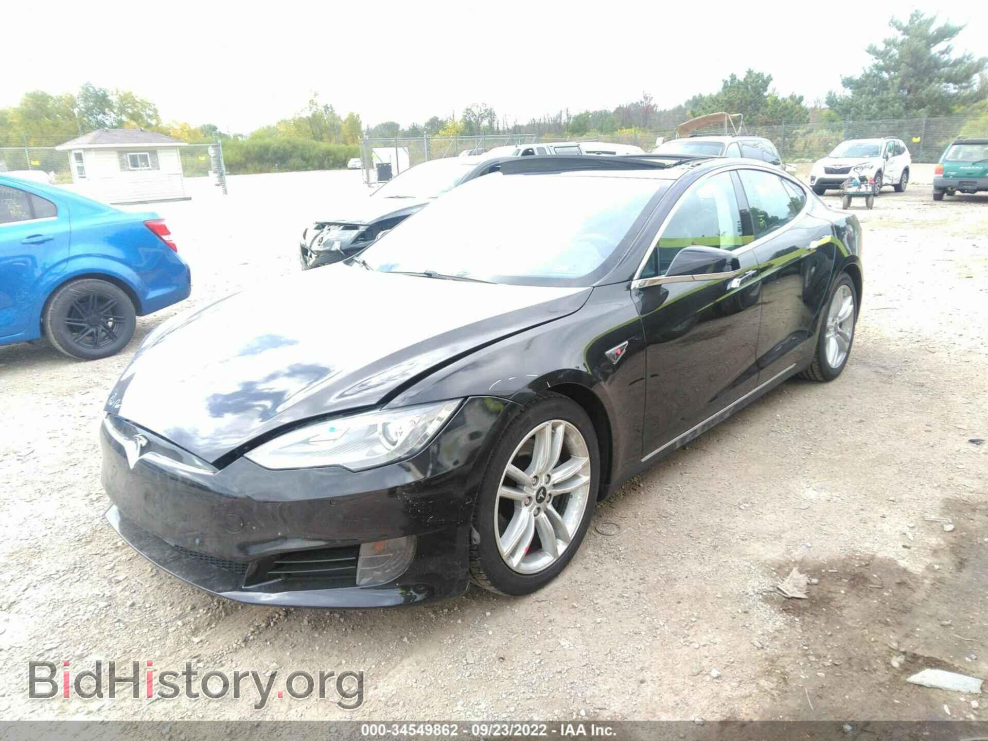 2015 TESLA MODEL S - VIN: 5YJSA1E28FF111721 - Photo 2