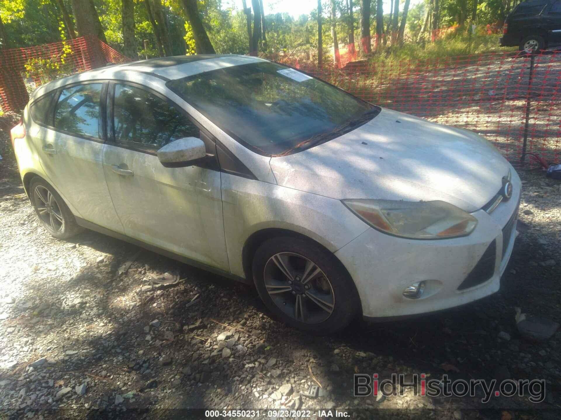 Photo 1FAHP3K29CL233608 - FORD FOCUS 2012