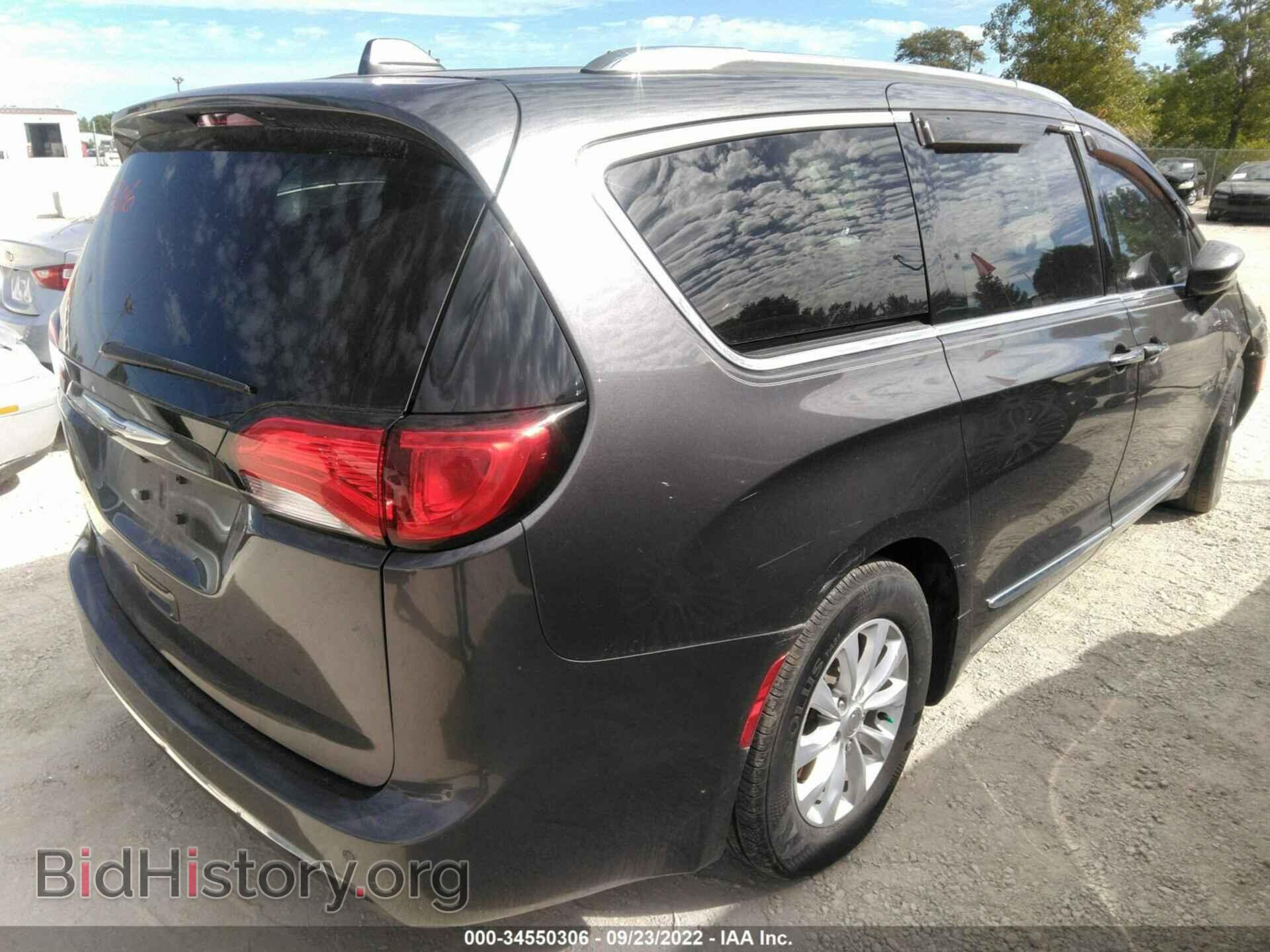 2018 CHRYSLER PACIFICA - VIN: 2C4RC1EG4JR235986 - Photo 4