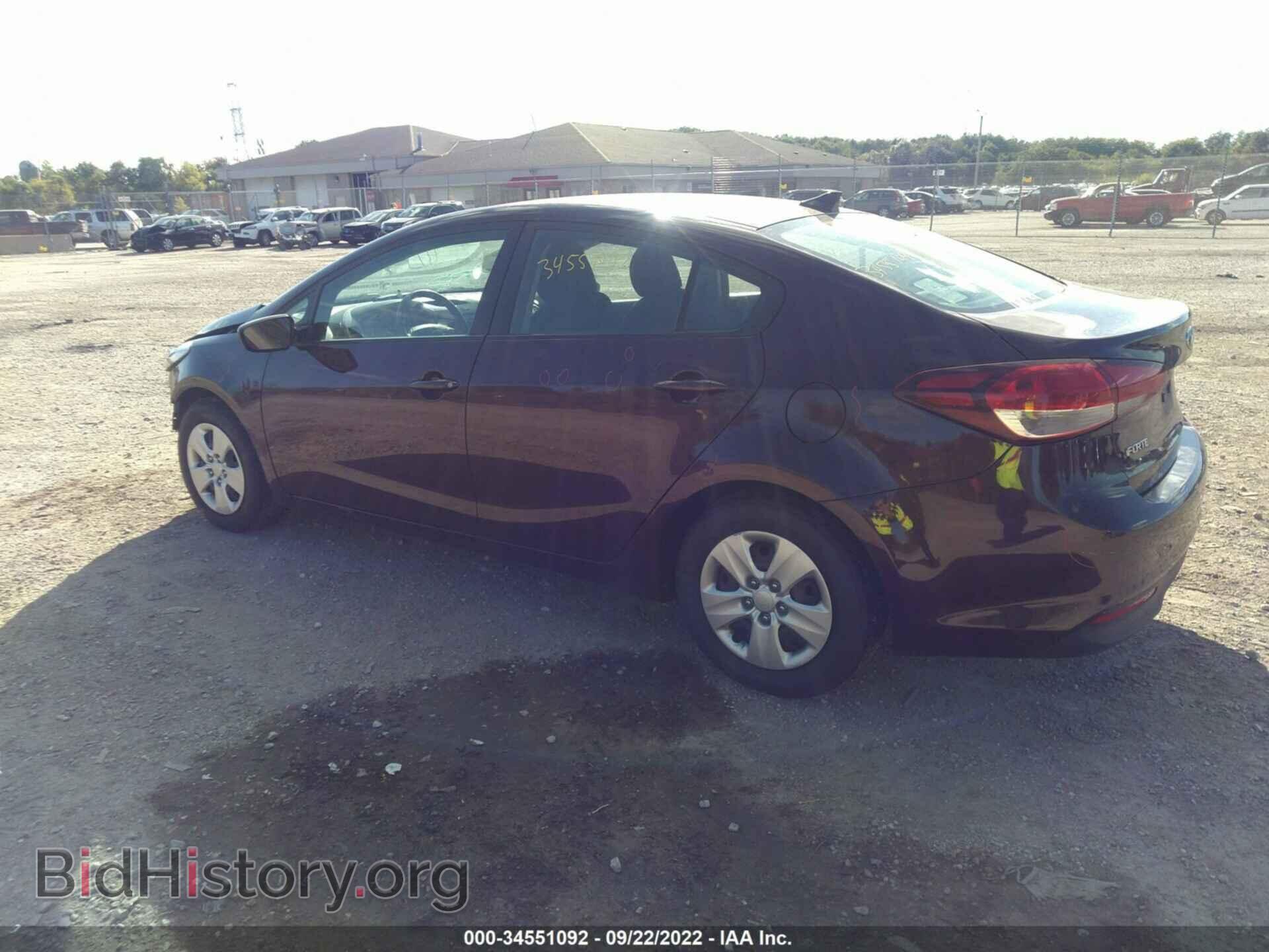 2017 KIA FORTE - VIN: 3KPFK4A73HE012699 - Photo 3