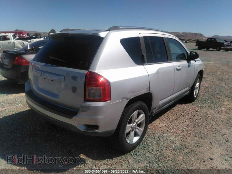 2011 Jeep COMPASS (VIN 1J4NF1FB7BD148476) — фото 4 из 12