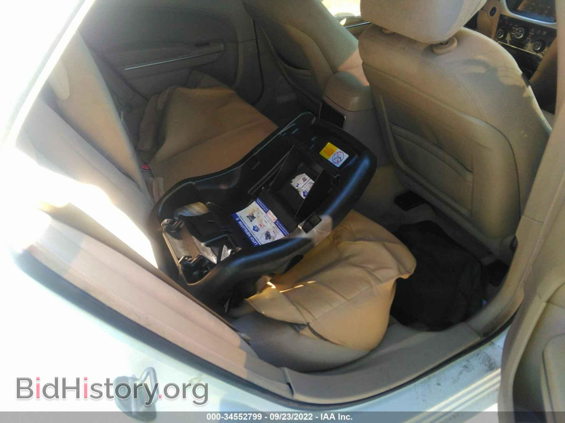 2012 CHRYSLER 300 - VIN: 2C3CCAAG0CH165959 - Фото 8