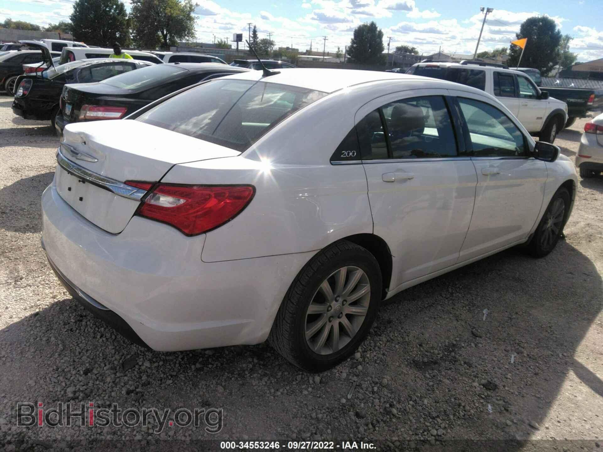 2013 CHRYSLER 200 - VIN: 1C3CCBBB8DN651677 - Photo 4