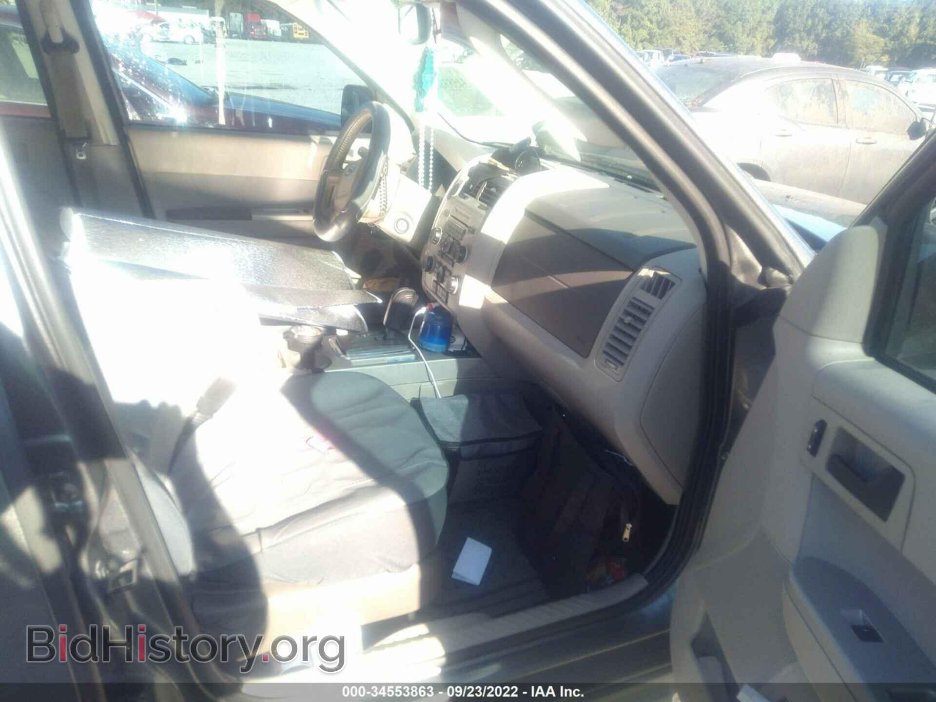 2011 FORD ESCAPE - VIN: 1FMCU0D79BKC59601 - Photo 5