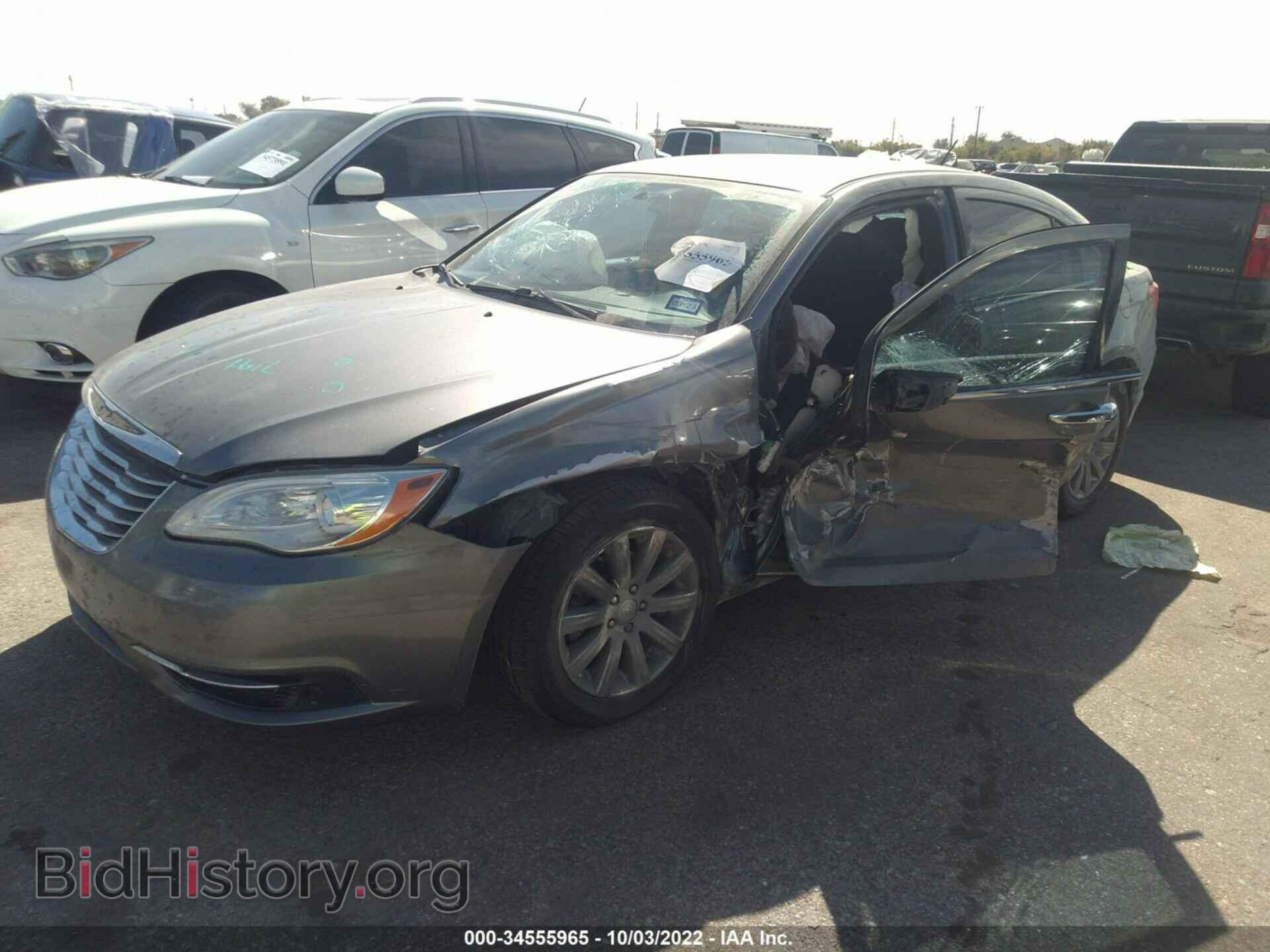 2013 CHRYSLER 200 - VIN: 1C3CCBBB1DN615104 - Фото 2
