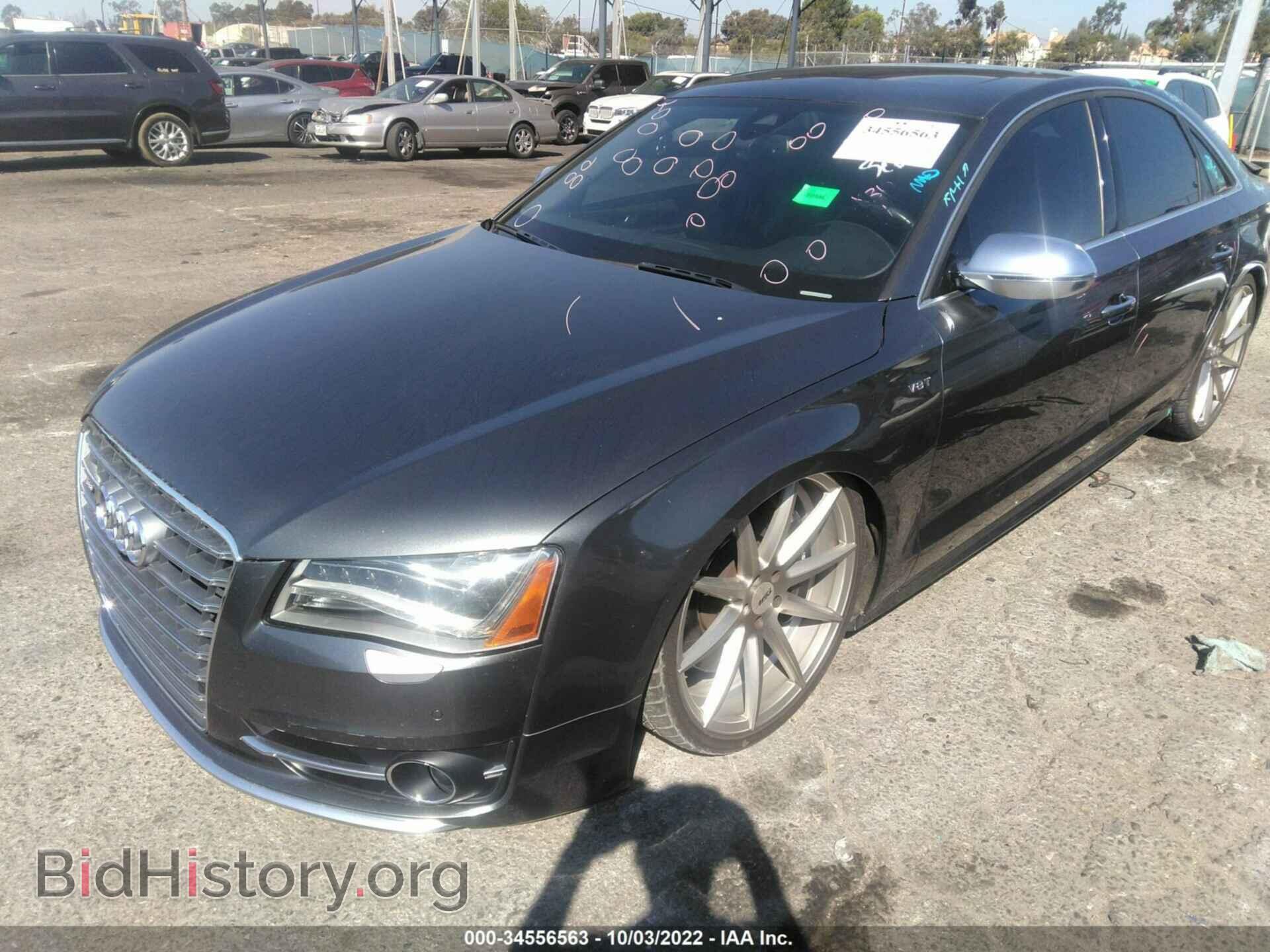 2013 AUDI S8 - VIN: WAUD2AFD2DN030361 - Photo 2