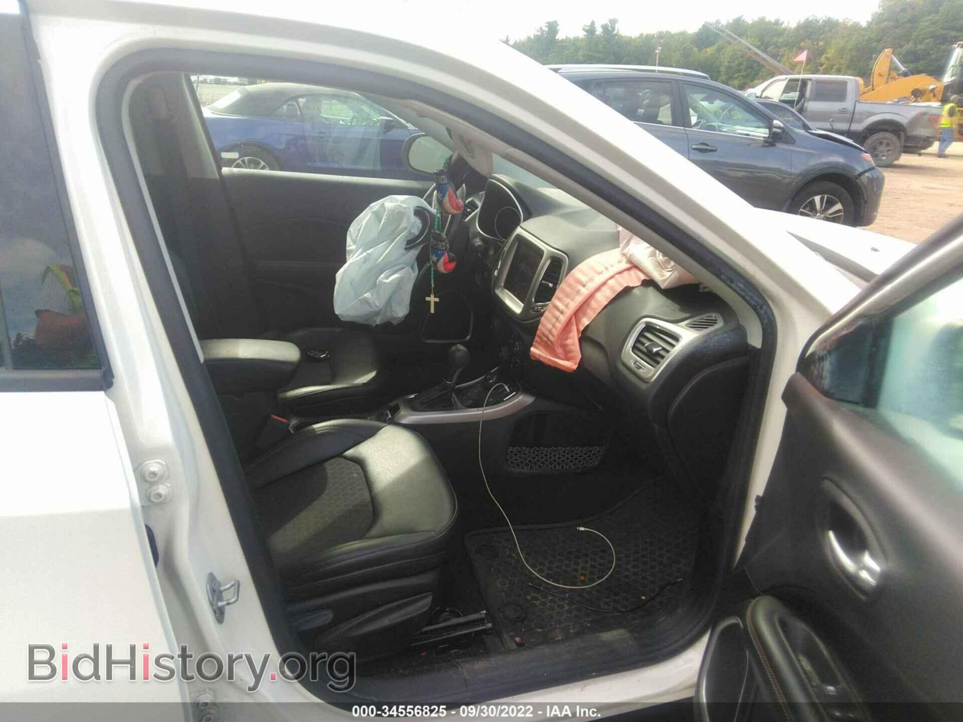 2017 JEEP COMPASS - VIN: 3C4NJDBB3HT665062 - Фото 5