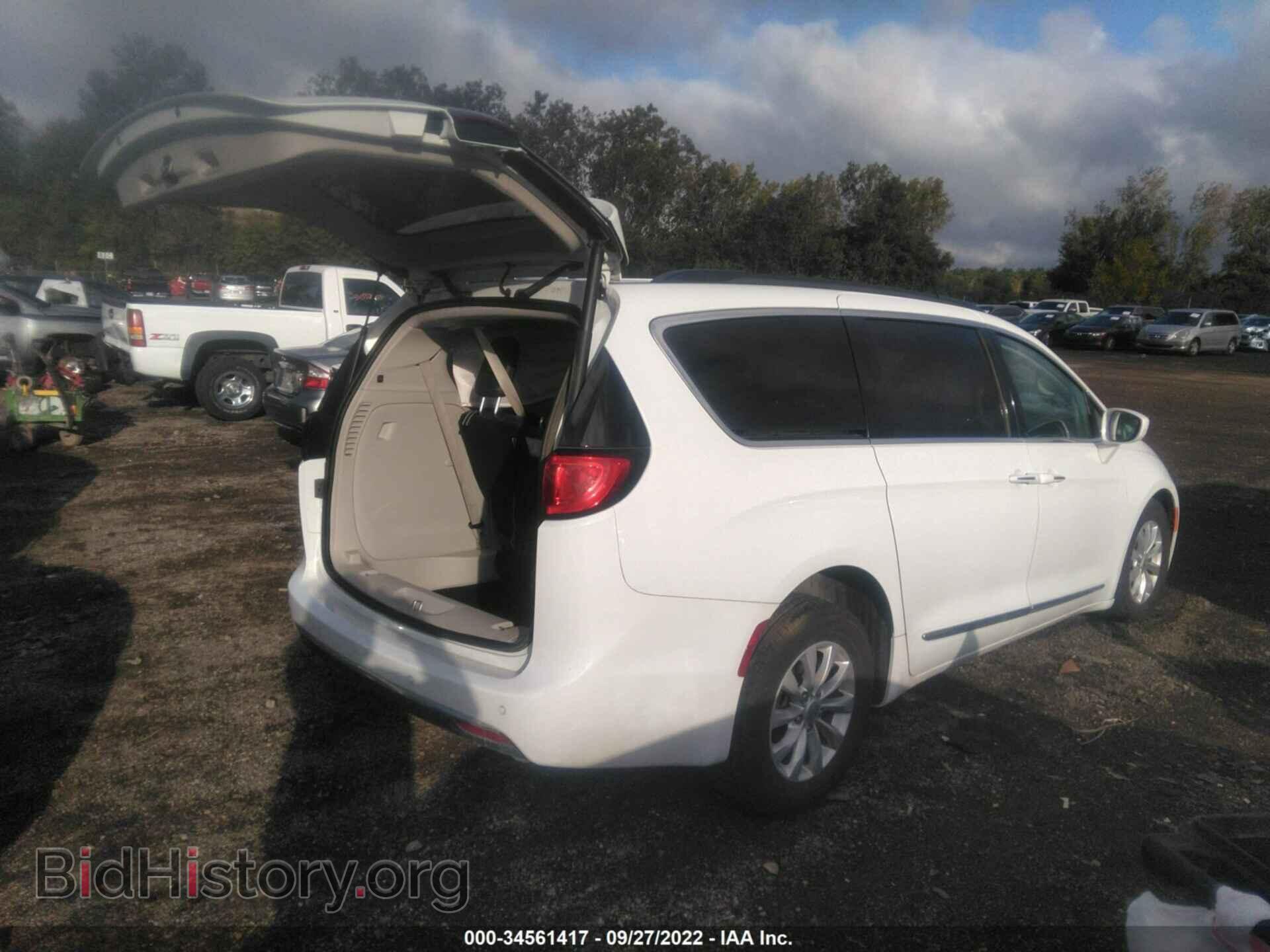 2017 CHRYSLER PACIFICA - VIN: 2C4RC1BG0HR523616 - Фото 4