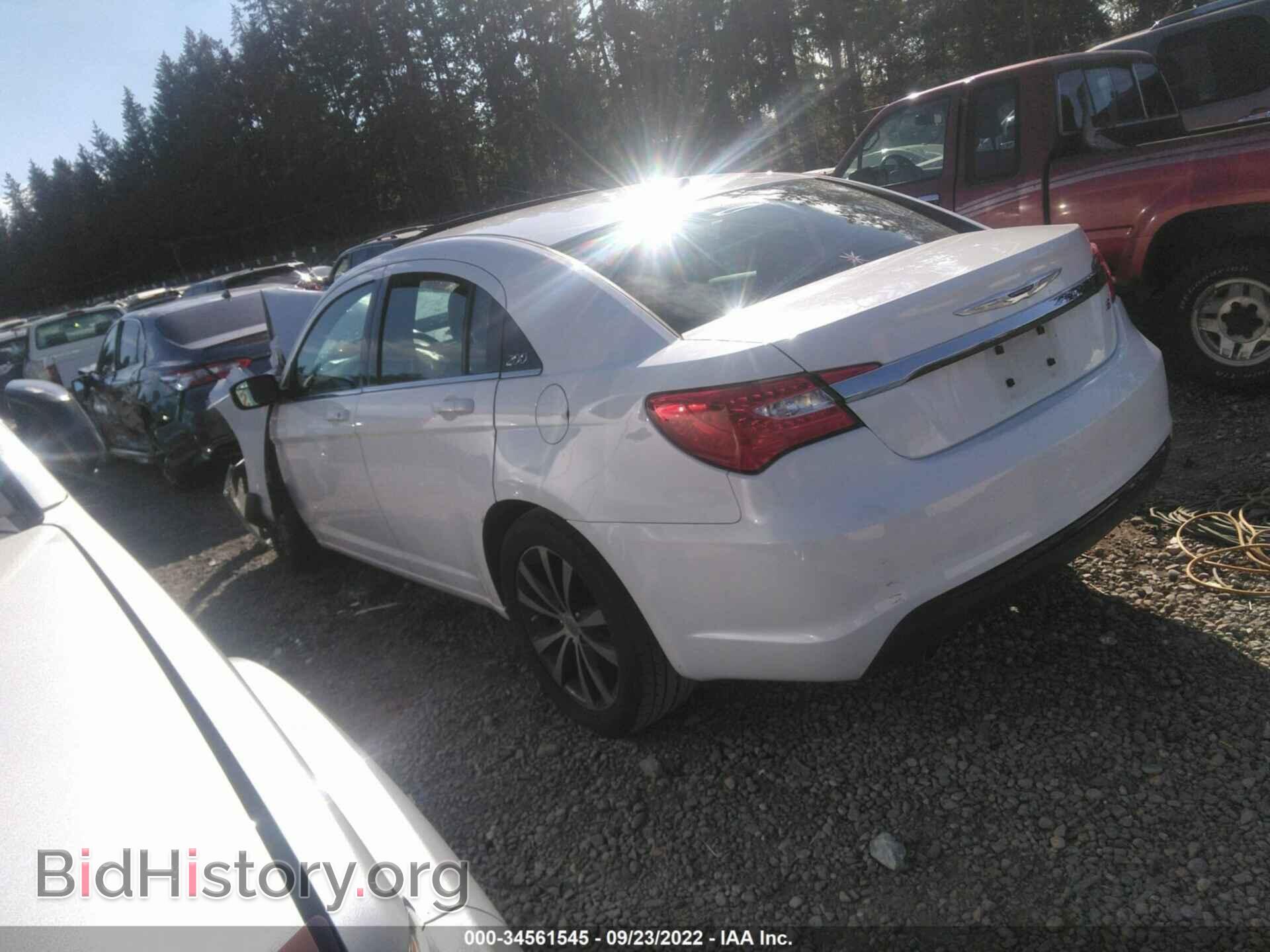 2013 CHRYSLER 200 - VIN: 1C3CCBBG3DN744344 - Photo 3