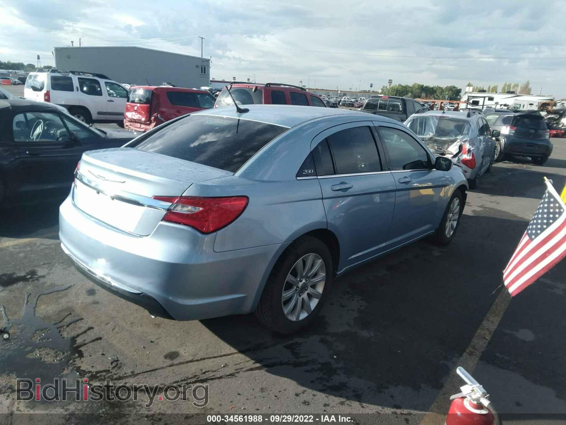 2014 CHRYSLER 200 - VIN: 1C3CCBBG0EN106215 - Фото 4