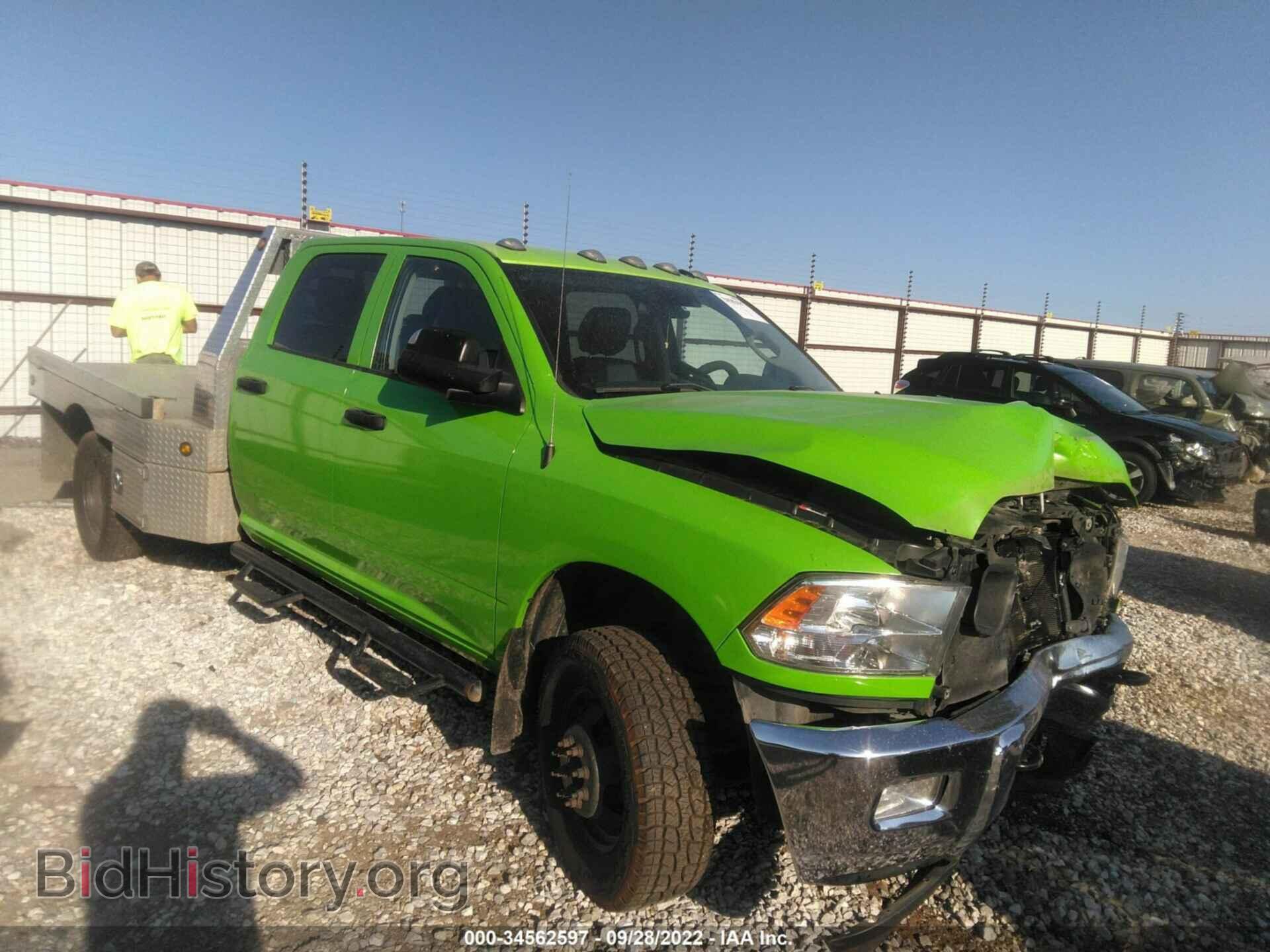 Photo 3C7WRTCL7JG346621 - RAM 3500 CHASSIS CAB 2018