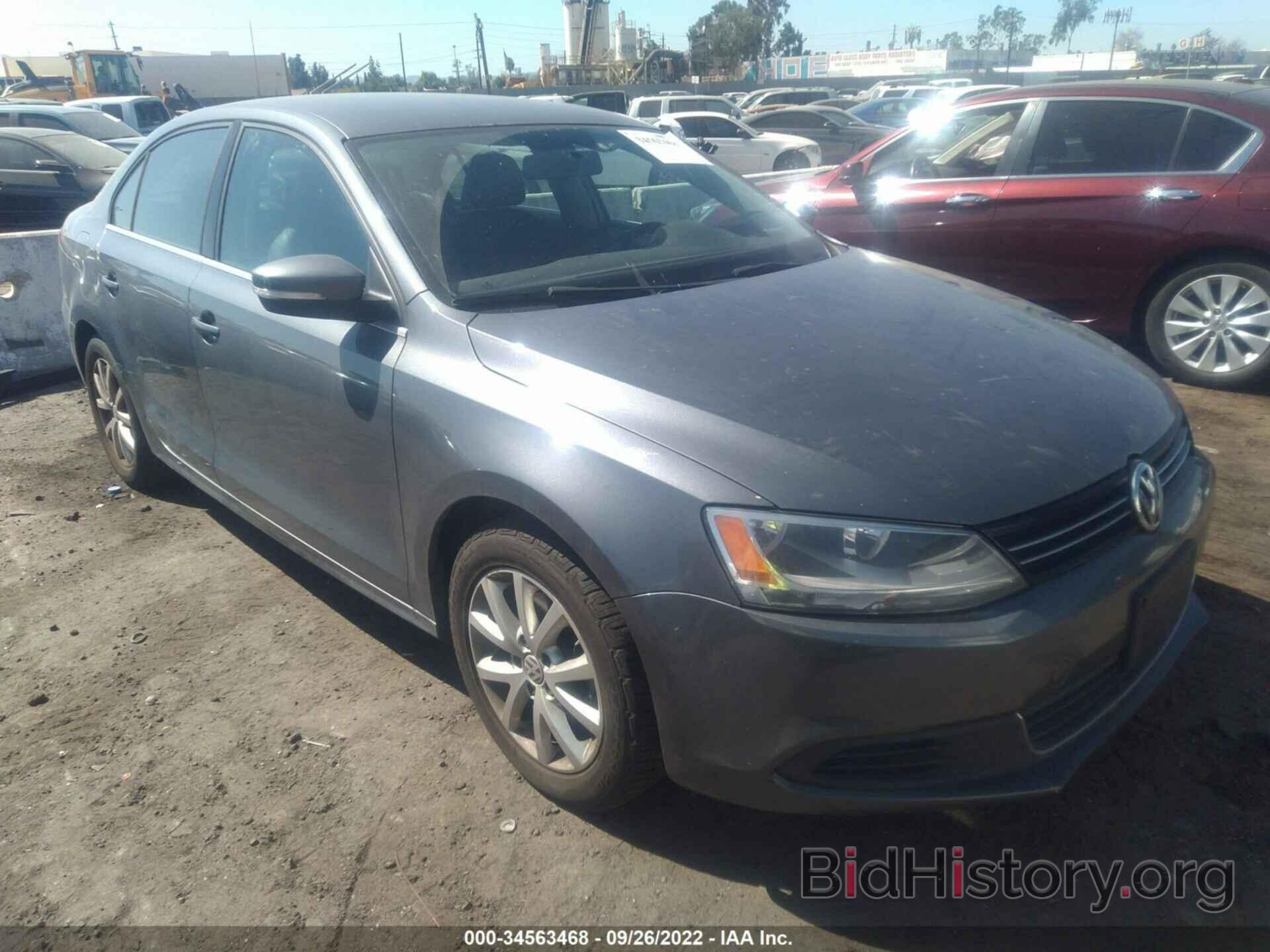 Photo 3VWD17AJ4EM266122 - VOLKSWAGEN JETTA SEDAN 2014