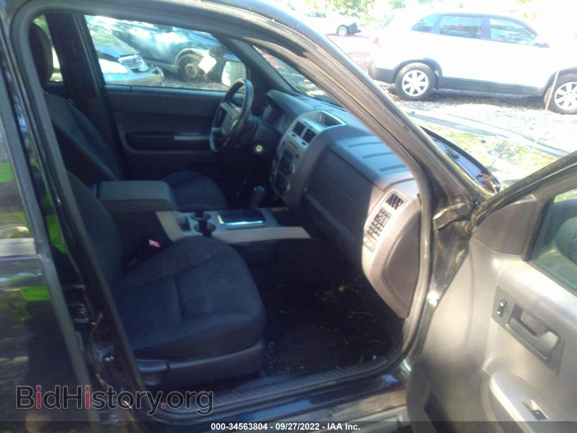 2008 FORD ESCAPE - VIN: 1FMCU93138KC71804 - Фото 5