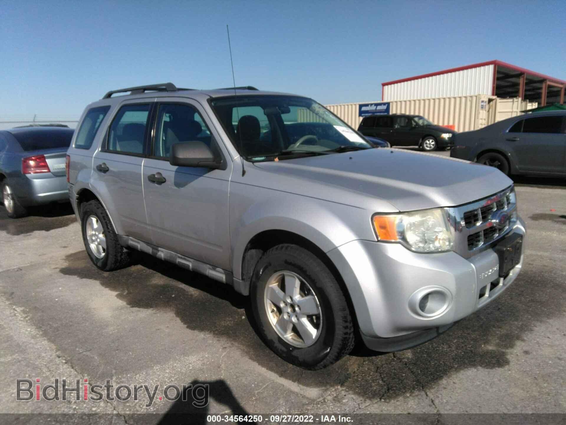 Photo 1FMCU02719KB63751 - FORD ESCAPE 2009